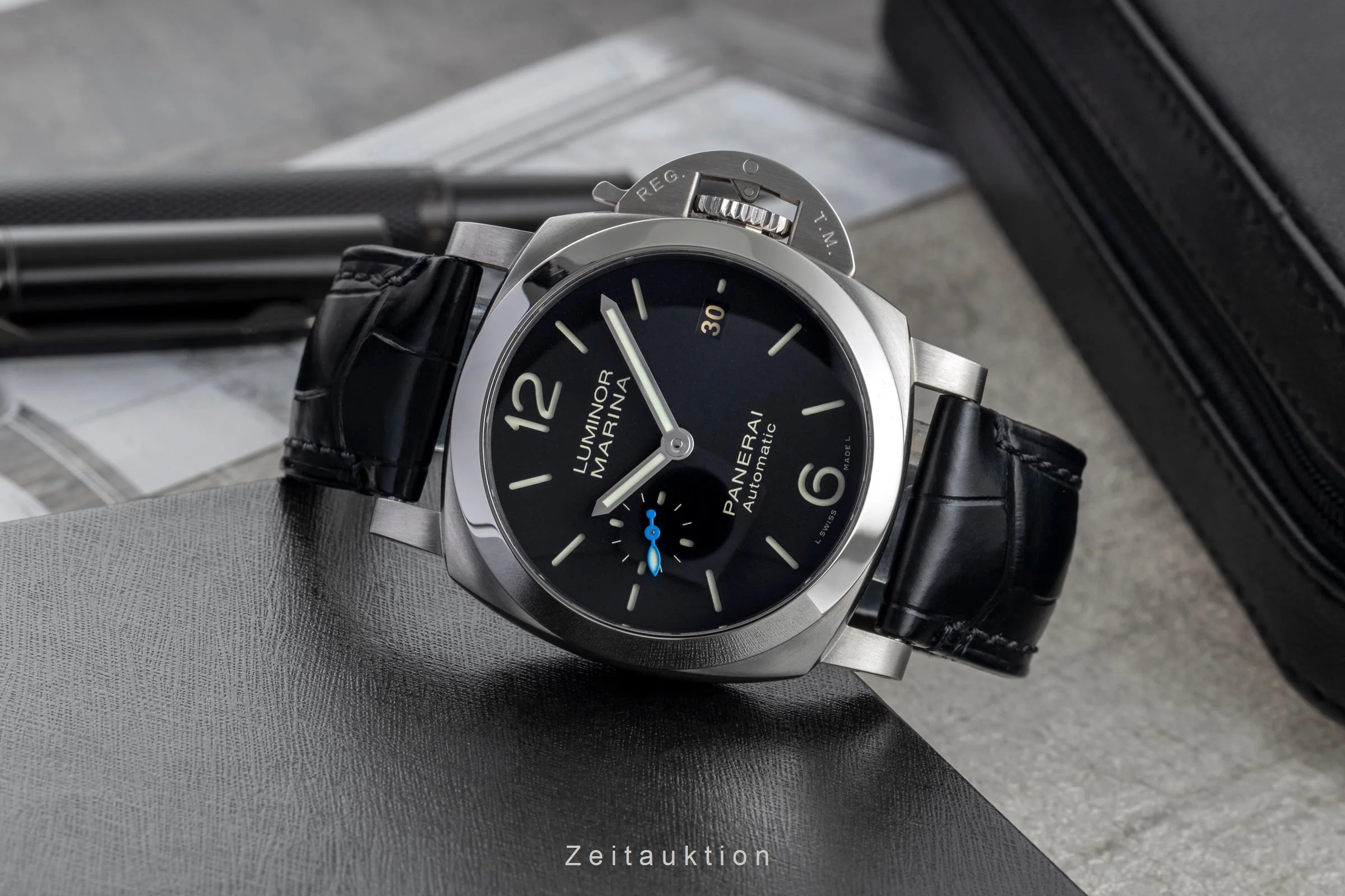 Panerai Luminor Marina steel automatic men's watch PAM01372 LP: 8900EUR  [2504148] - Image 3
