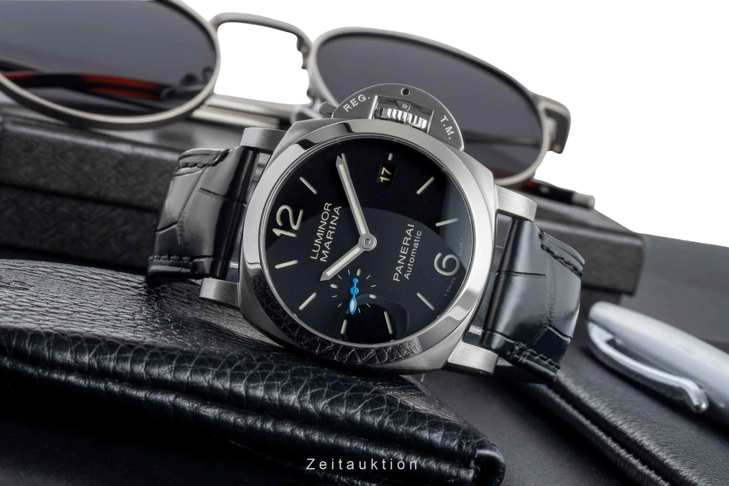 Panerai Luminor Marina steel automatic men's watch PAM01372 LP: 8900EUR  [2507342] - Image 3