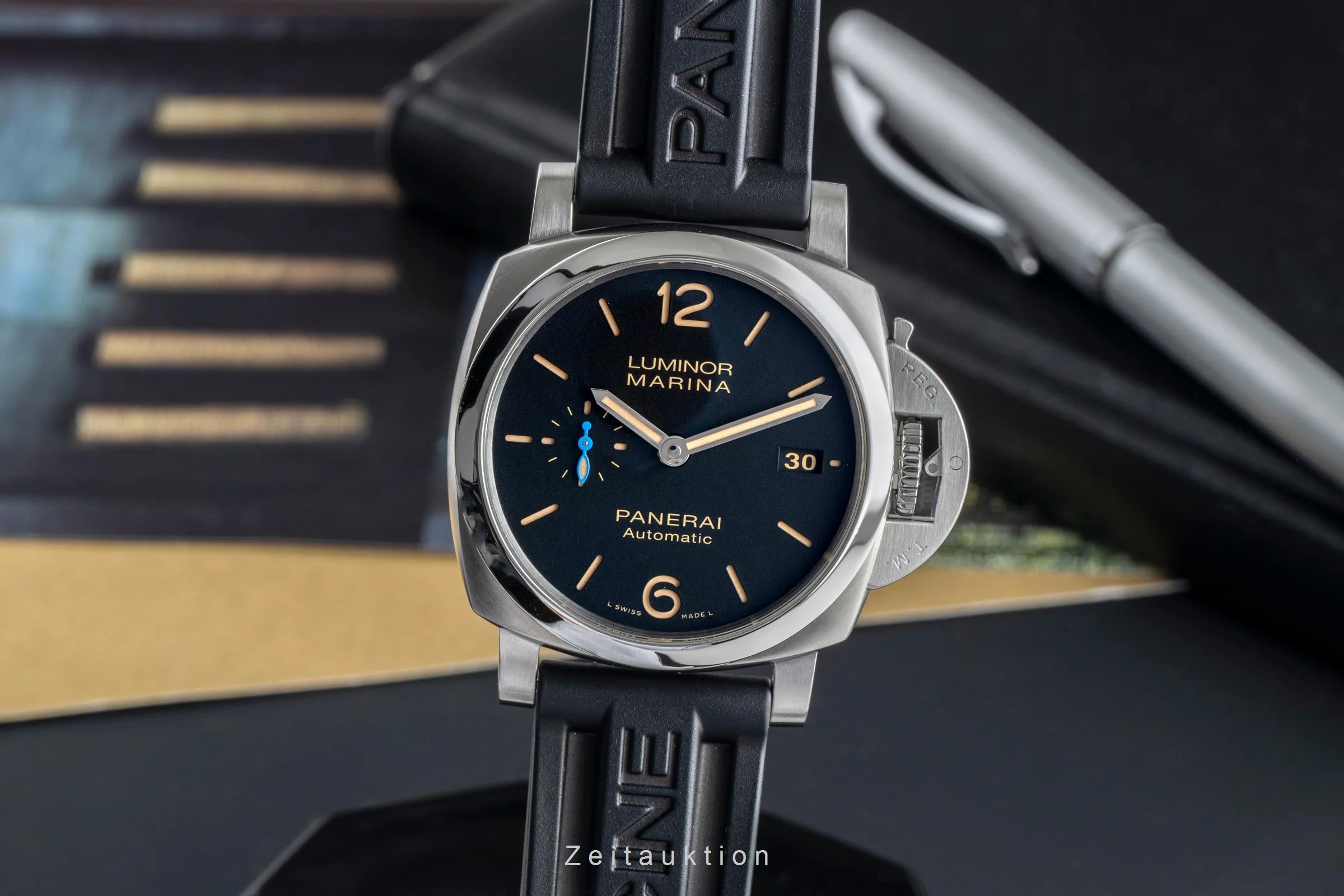 Panerai Luminor Marina steel automatic men's watch PAM01392 LP: 8900EUR  [2505110] - Image 2
