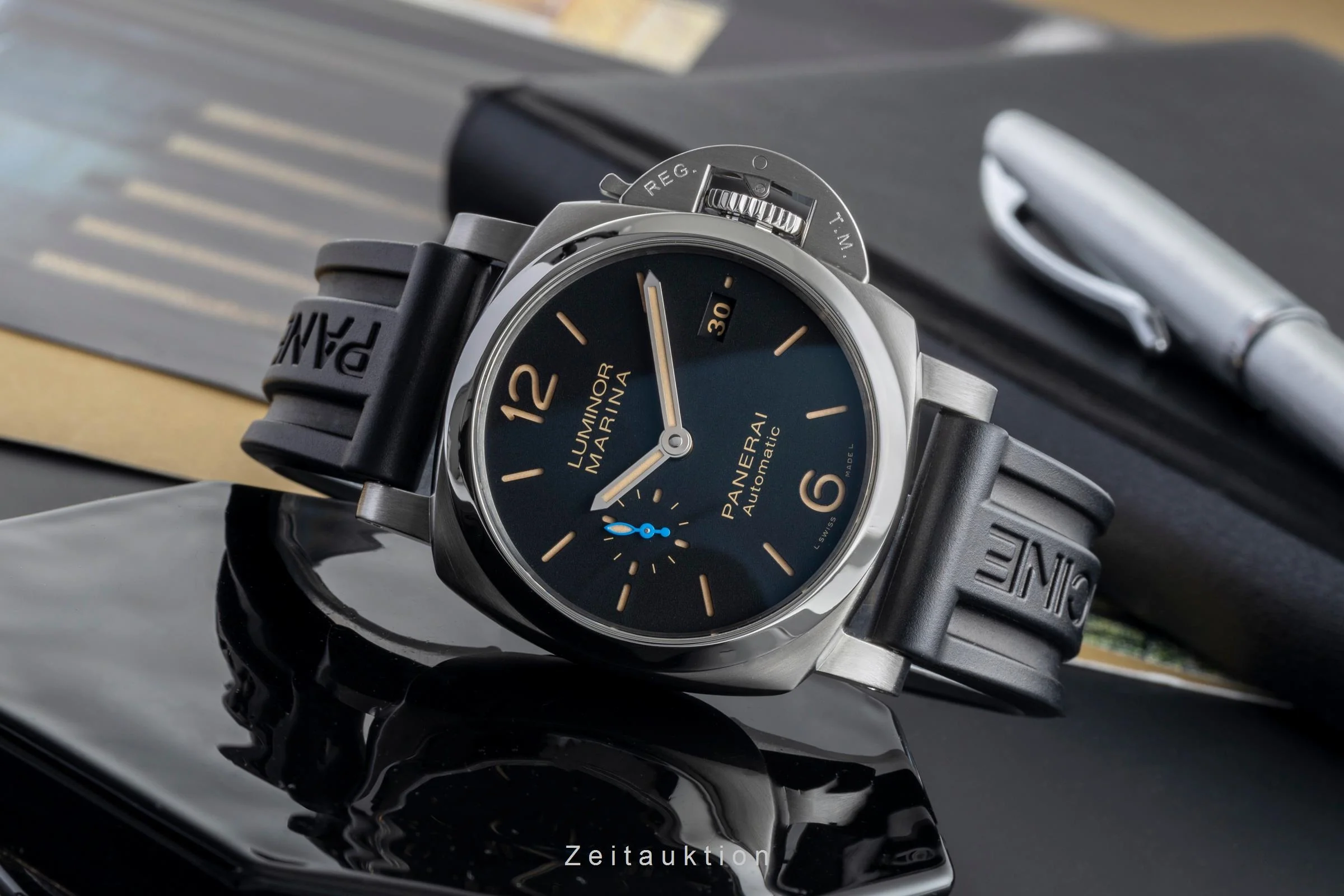 Panerai Luminor Marina steel automatic men's watch PAM01392 LP: 8900EUR  [2505110] - Image 3