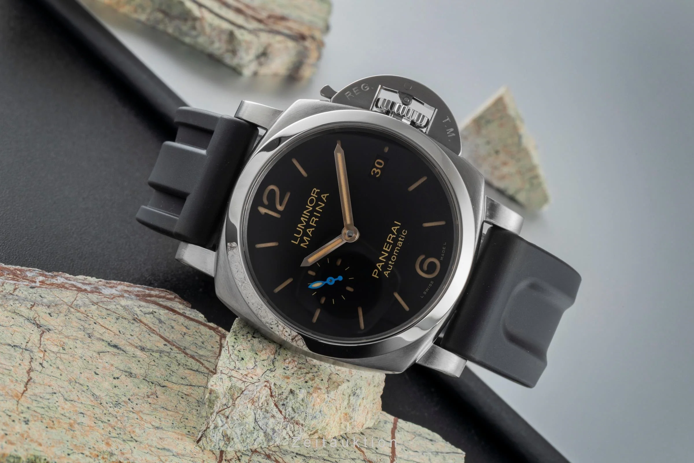 Panerai Luminor Marina steel automatic men's watch PAM01392  [2600429] - Image 3