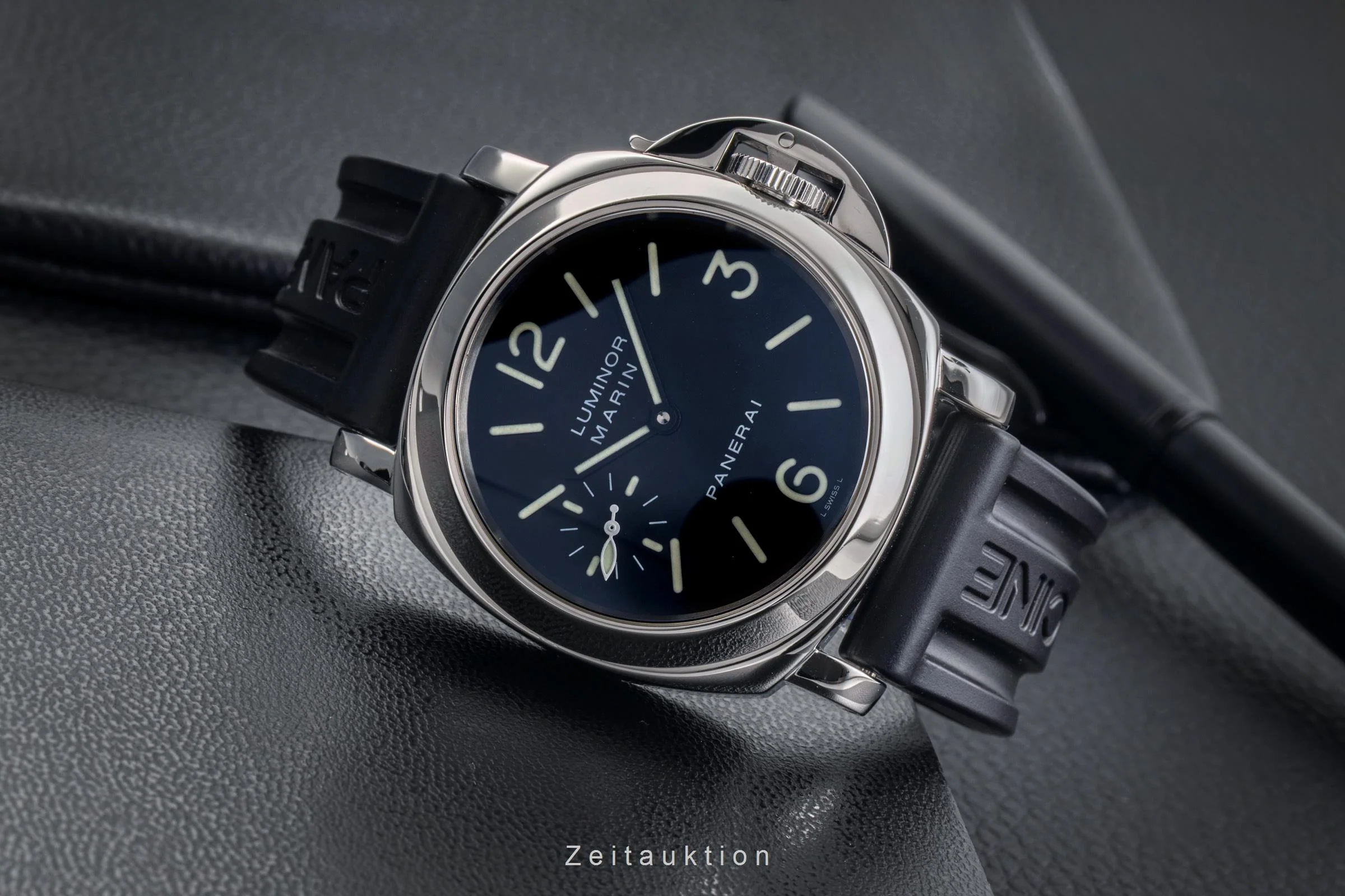 Panerai Luminor Marina steel manual winding men's watch PAM00001 LP: 6200EUR  [2504151] - Image 3