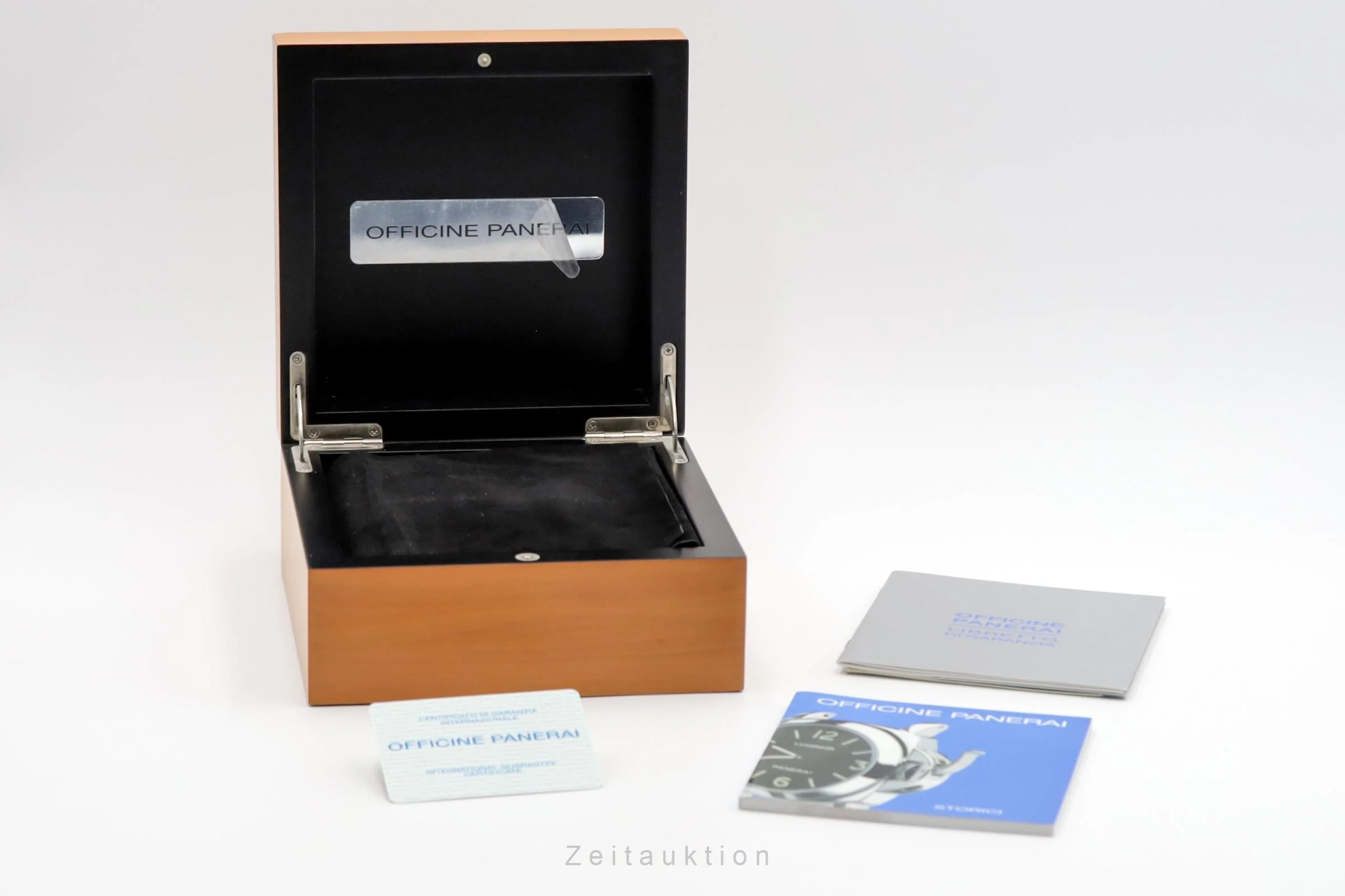 Panerai Luminor Marina steel manual winding men's watch PAM00113 LP: 6200EUR  [2504742] - Image 9