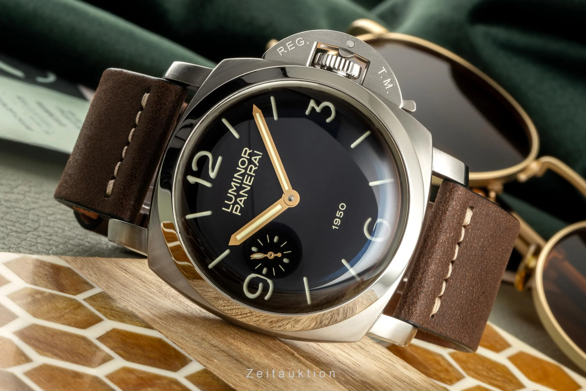 Panerai Luminor Marina steel manual winding men's watch PAM00127  [2401835] - Image 2