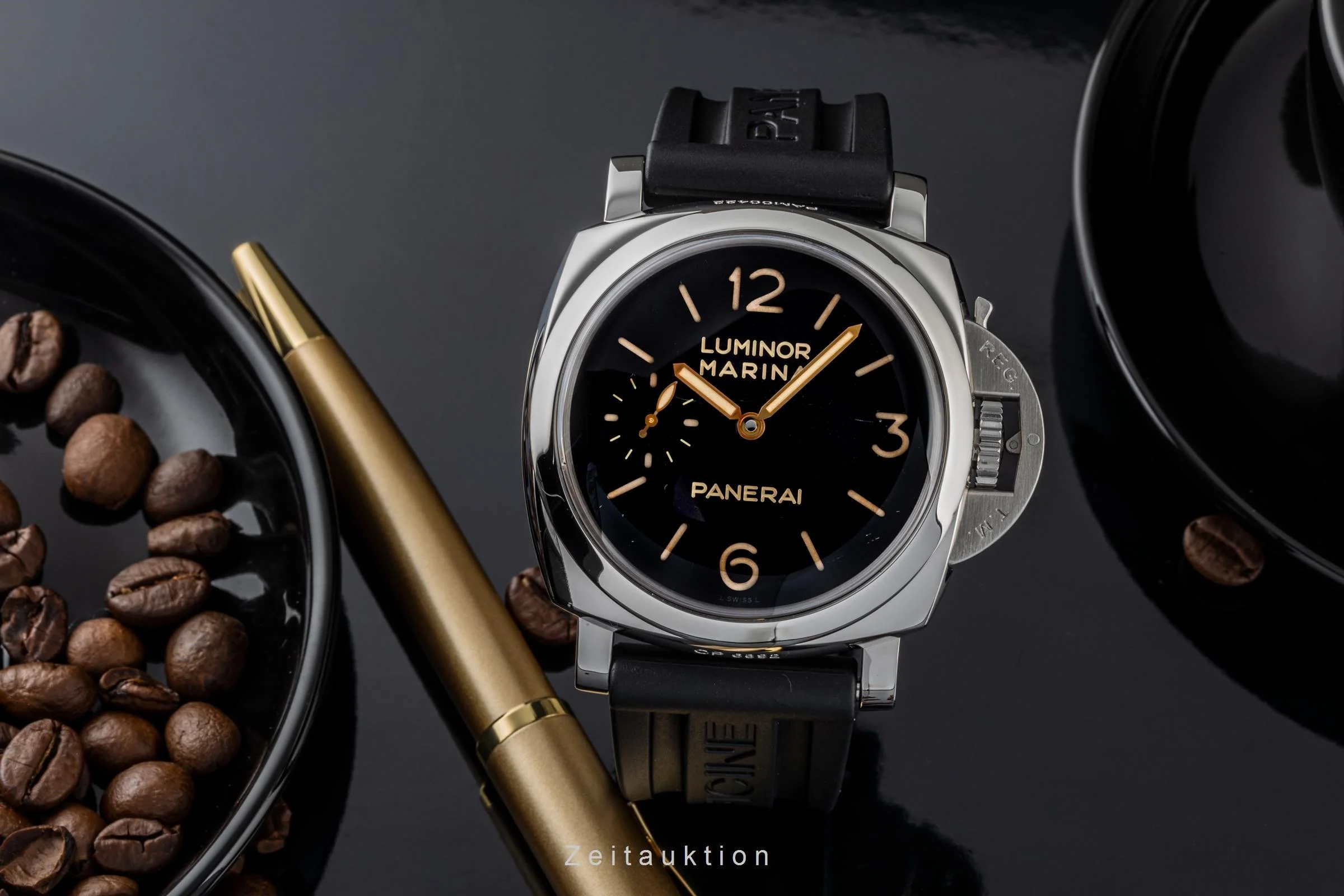Panerai Luminor Marina steel manual winding men's watch PAM00422  [2305046] - Image 2