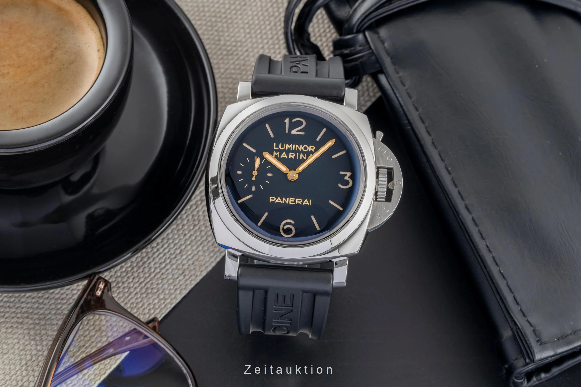 Panerai Luminor Marina steel manual winding men's watch PAM00422 LP: 11500EUR  [2505044] - Image 4