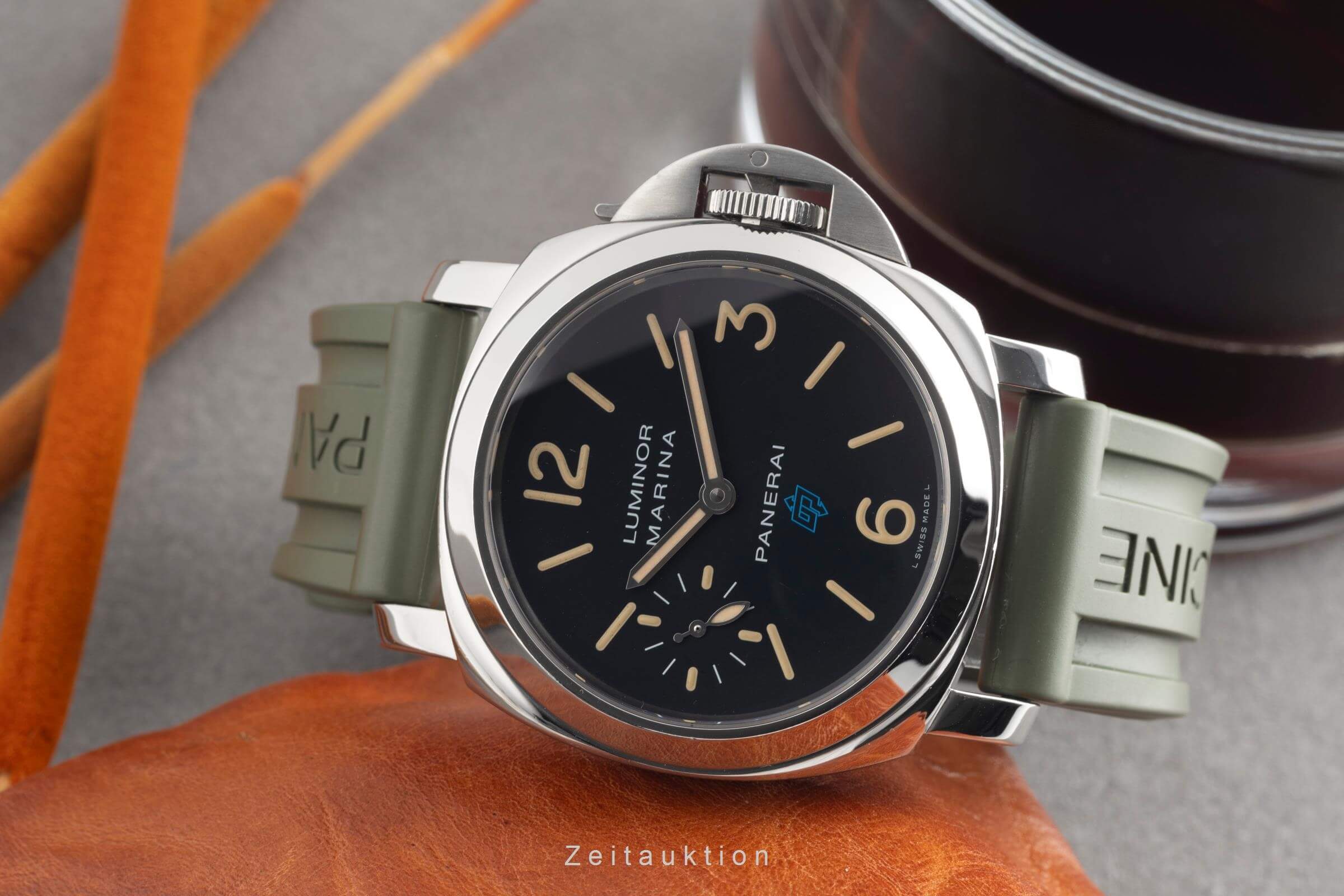 Panerai Luminor Marina steel manual winding men's watch PAM00631 LP: 6200EUR  [2501391] - Image 3