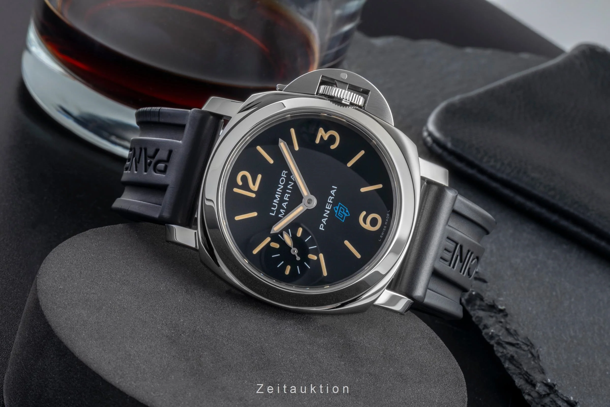 Panerai Luminor Marina steel manual winding men's watch PAM00631  [2507200] - Image 3
