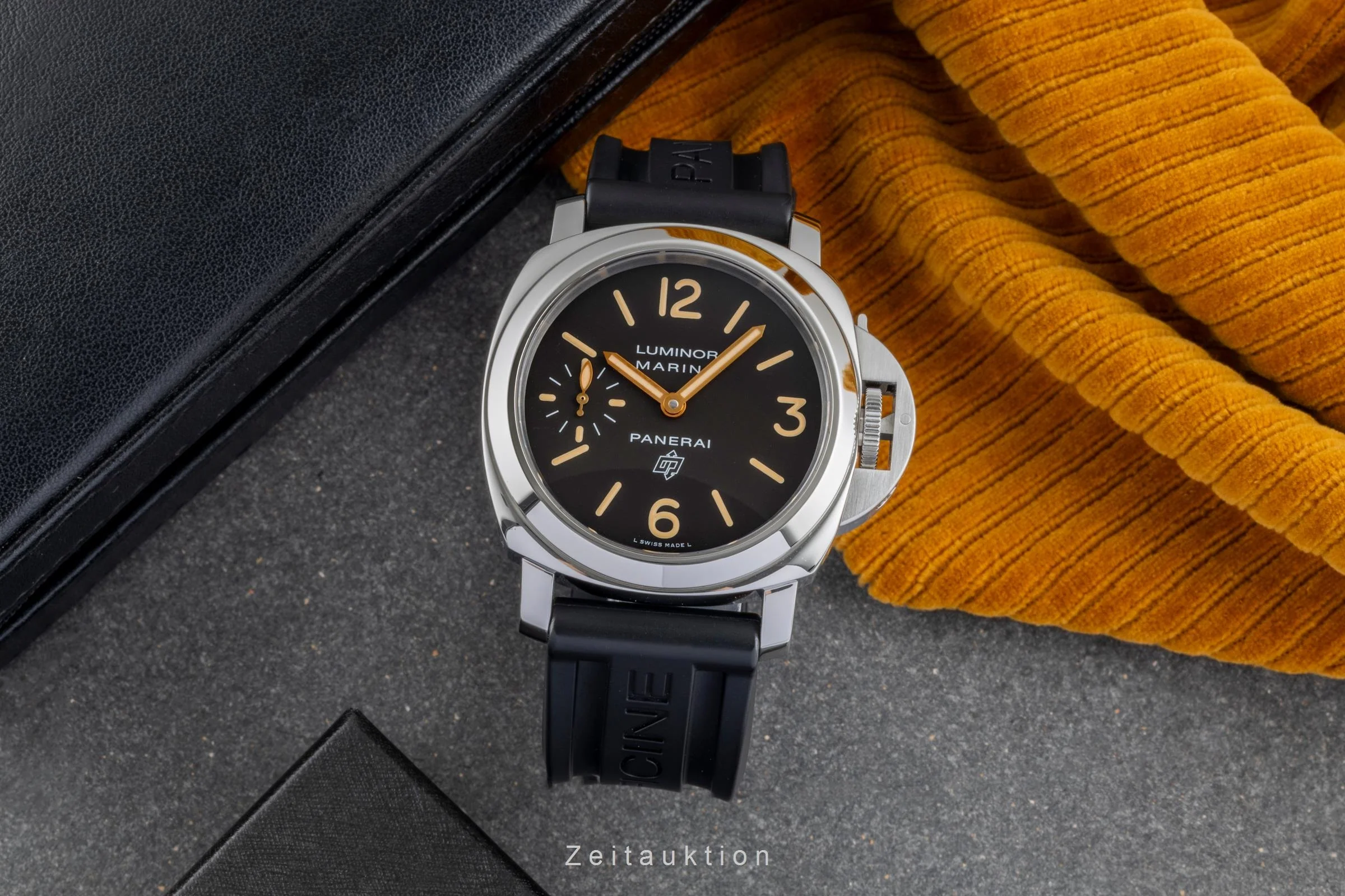 Panerai Luminor Marina steel manual winding men's watch PAM00632  [2505771] - Image 4