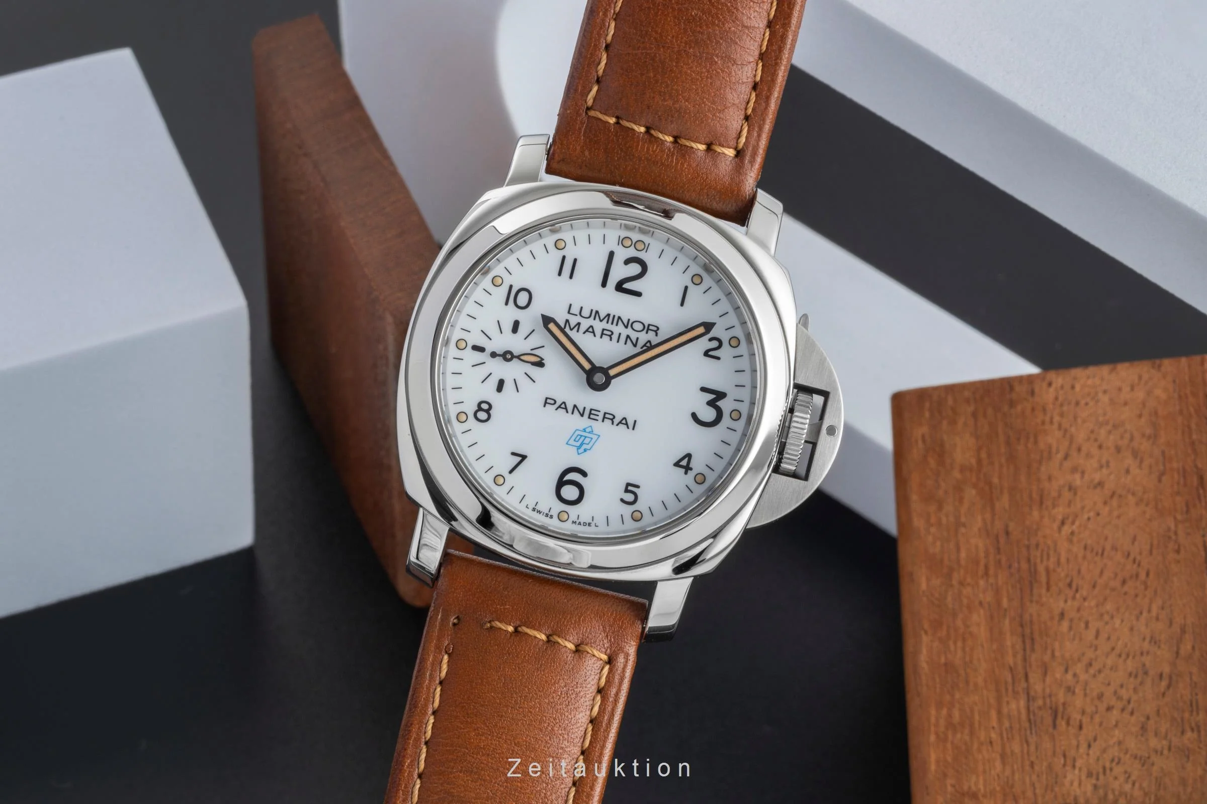 Panerai Luminor Marina steel manual winding men's watch PAM00778 LP: 6200EUR  [2504328] - Image 2