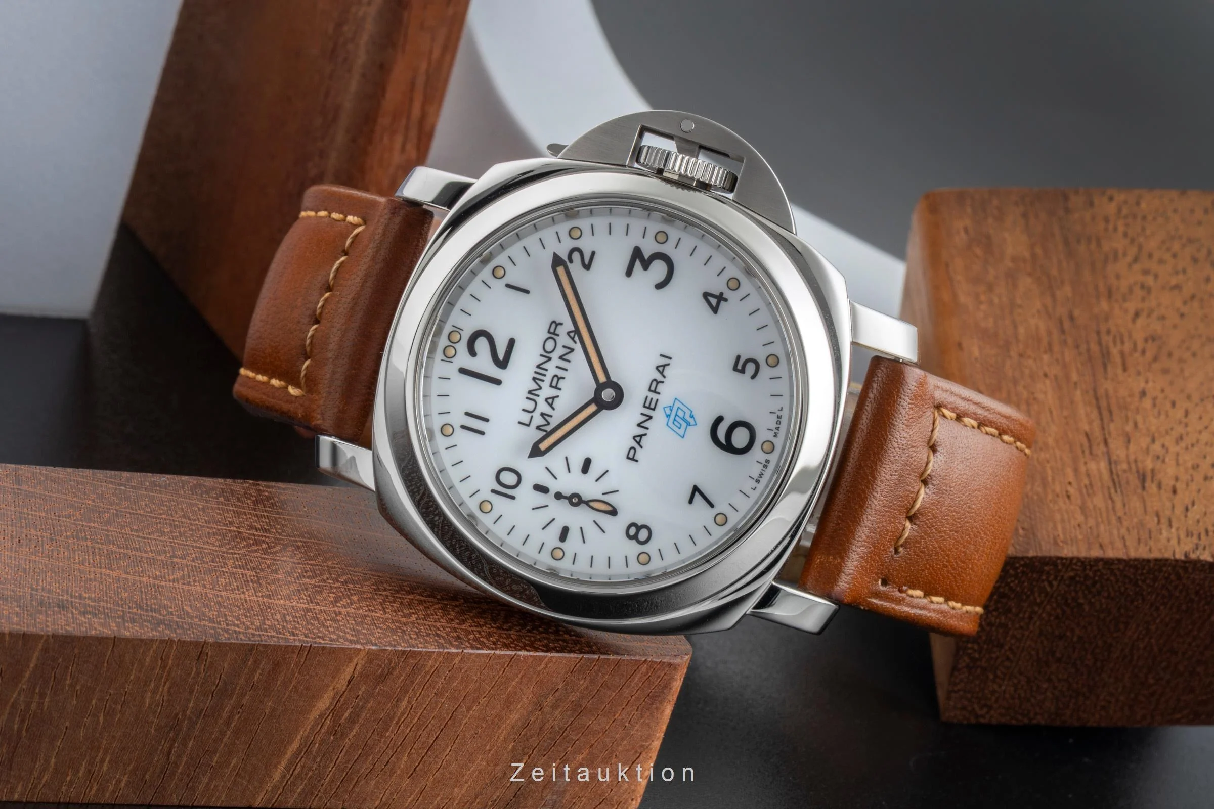 Panerai Luminor Marina steel manual winding men's watch PAM00778 LP: 6200EUR  [2504328] - Image 3