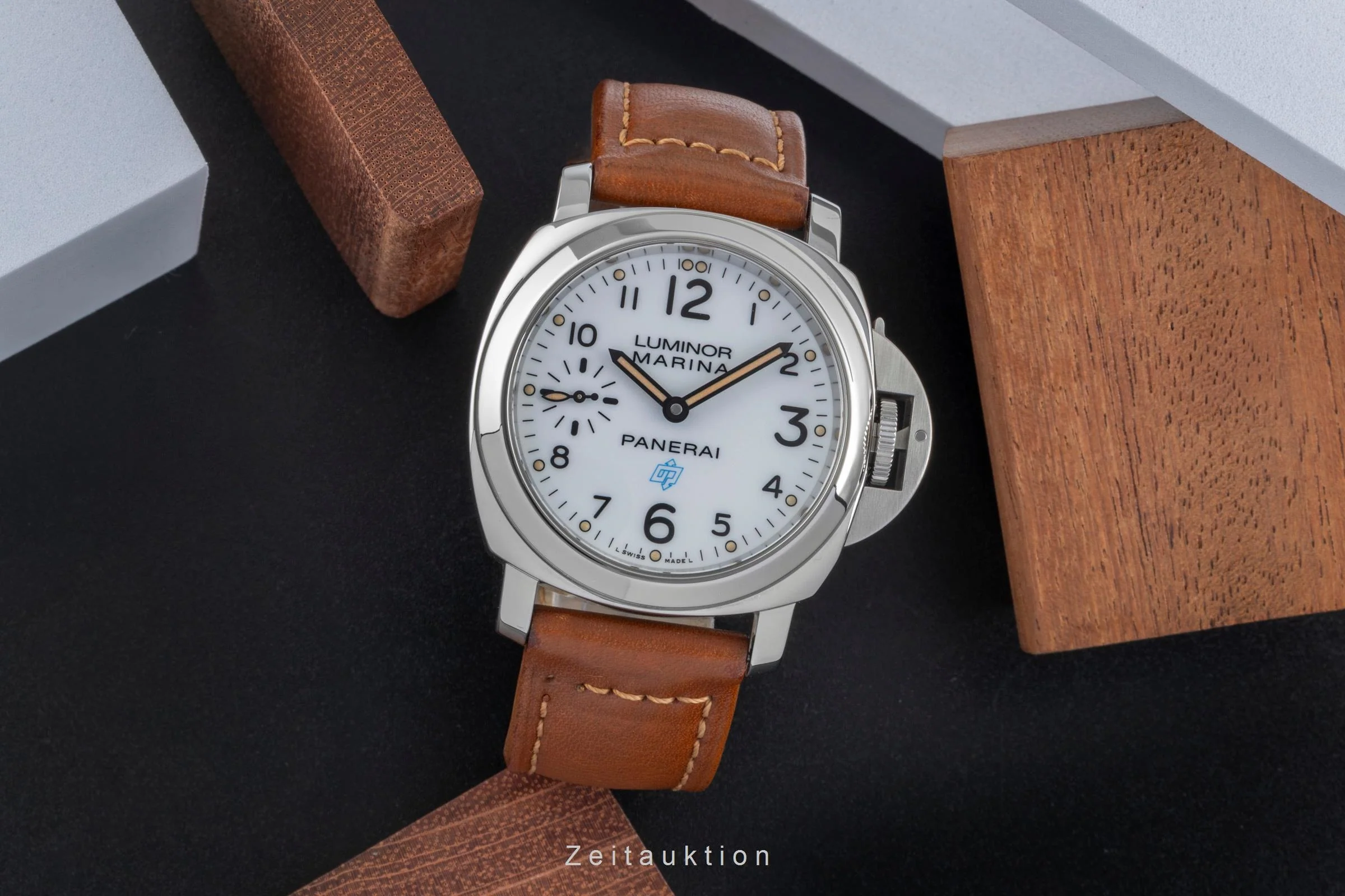 Panerai Luminor Marina steel manual winding men's watch PAM00778 LP: 6200EUR  [2504328] - Image 4