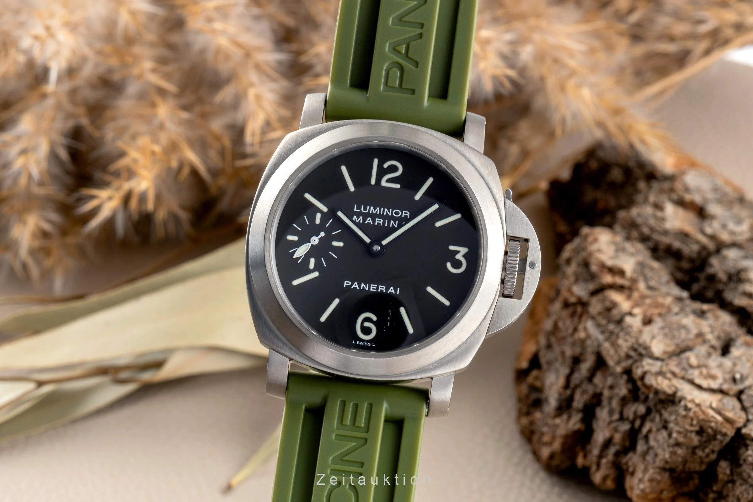 Panerai Luminor Marina titanium manual winding men's watch PAM00061  [2502491] - Image 2