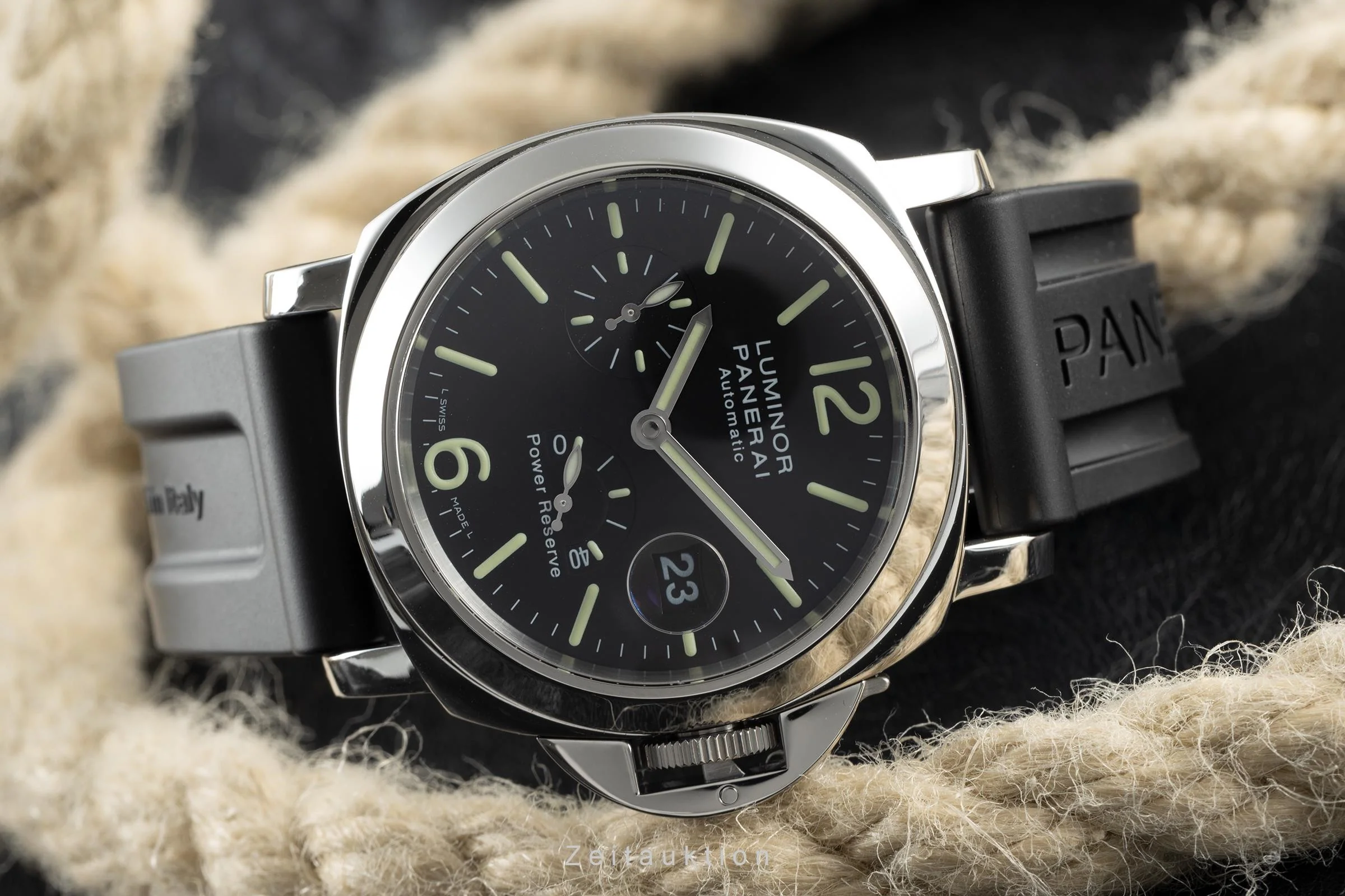 Panerai Luminor  steel automatic men's watch PAM00090 LP: 7500EUR  [2110911] - Image 2