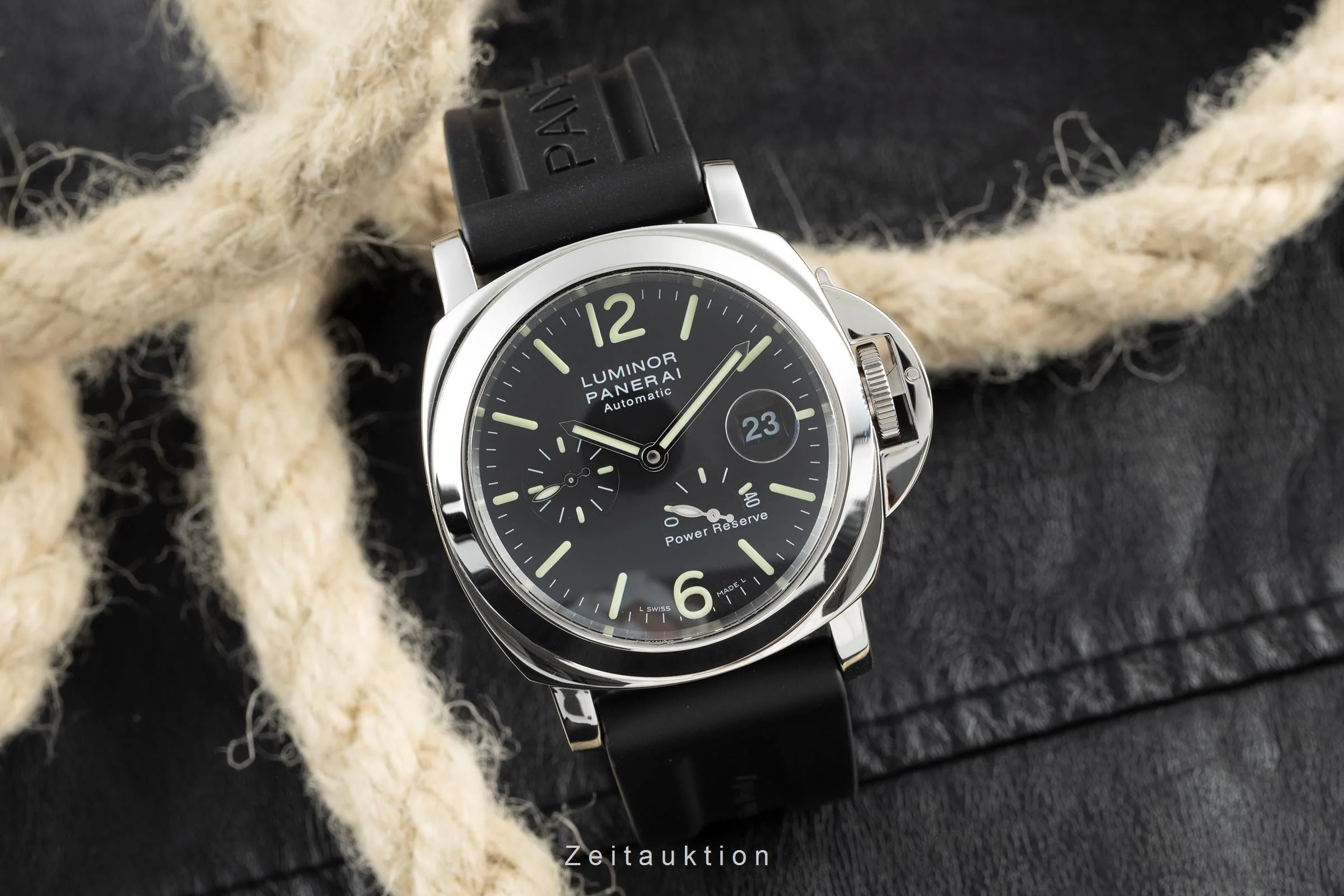 Panerai Luminor  steel automatic men's watch PAM00090 LP: 7500EUR  [2110911] - Image 3