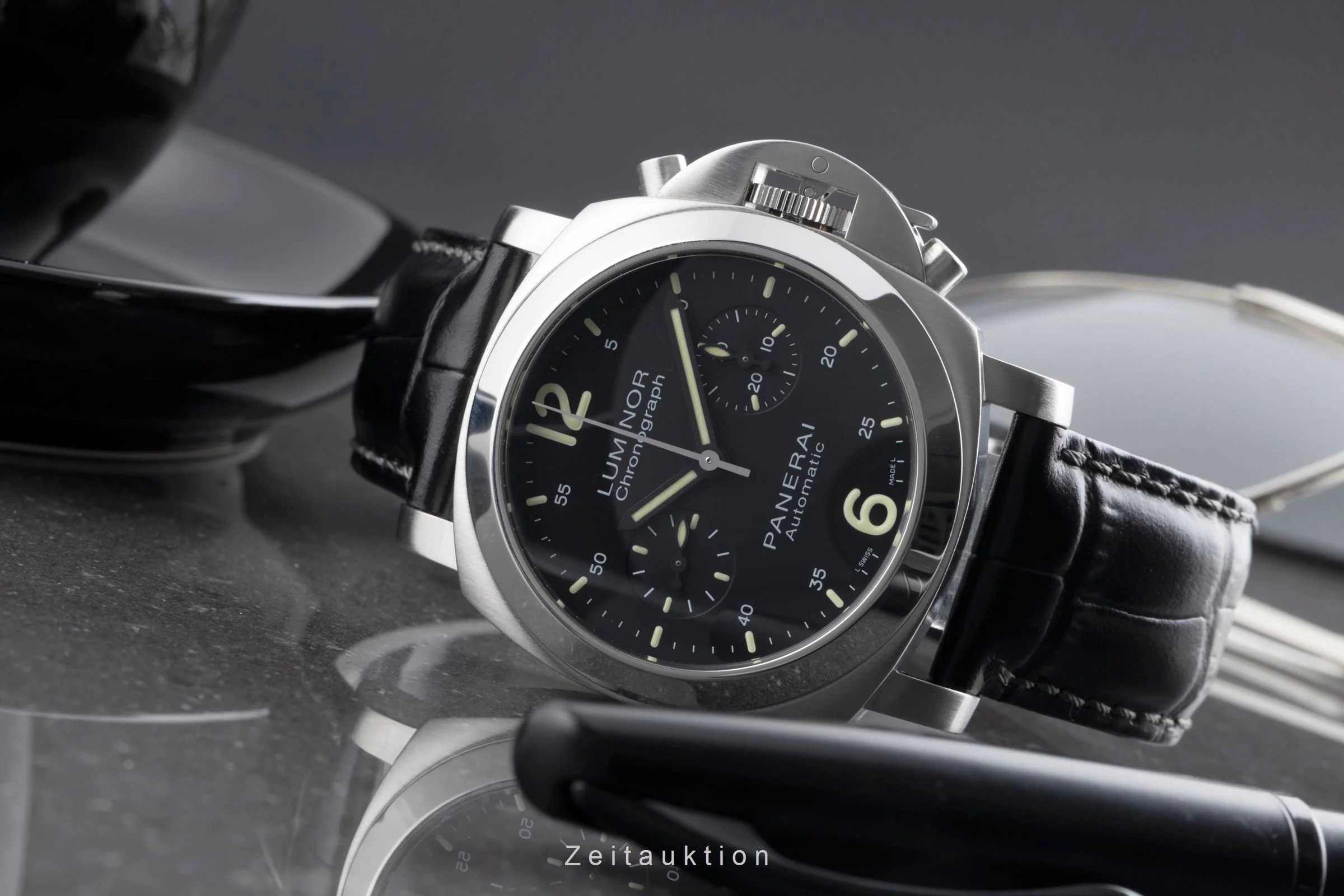 Panerai Luminor  steel automatic men's watch PAM00310  [2503117] - Image 3