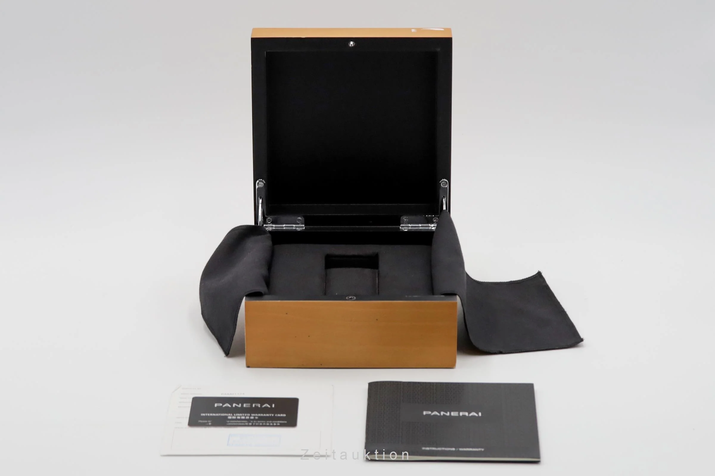 Panerai Luminor  steel automatic men's watch PAM01124 LP: 8200EUR  [2504592] - Image 9