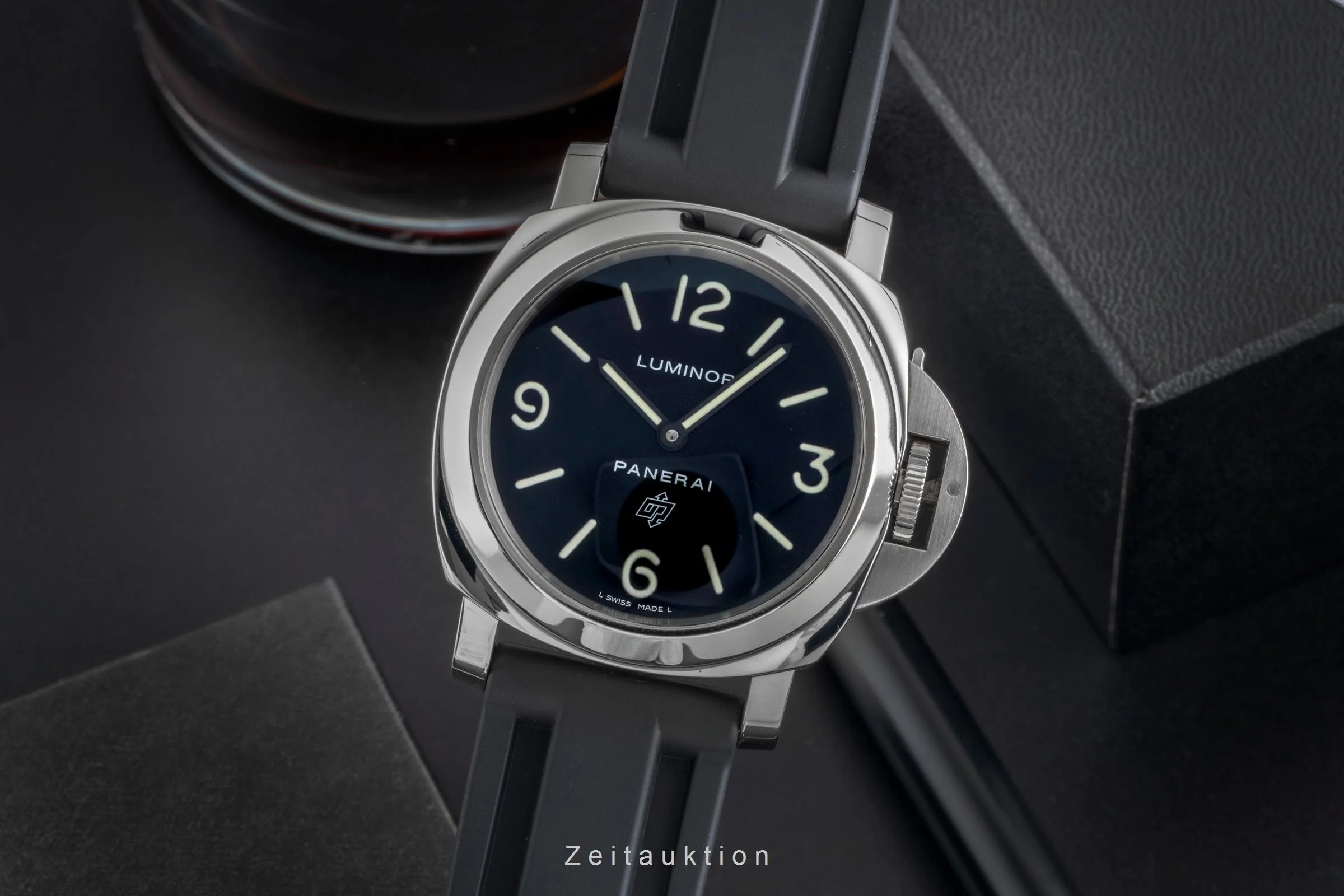 Panerai Luminor  steel manual winding men's watch PAM00000  [2506813] - Image 2