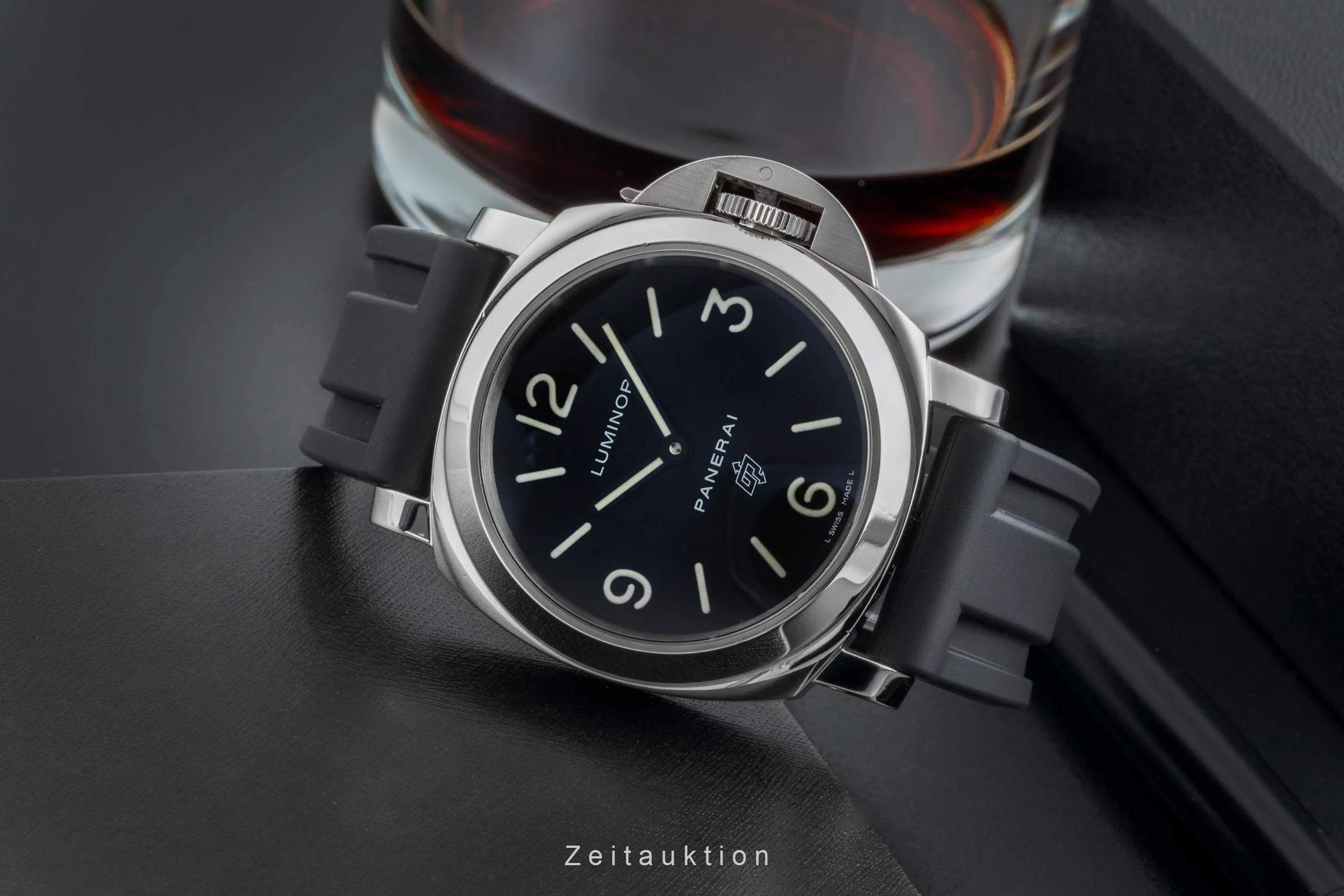 Panerai Luminor  steel manual winding men's watch PAM00000  [2506813] - Image 3