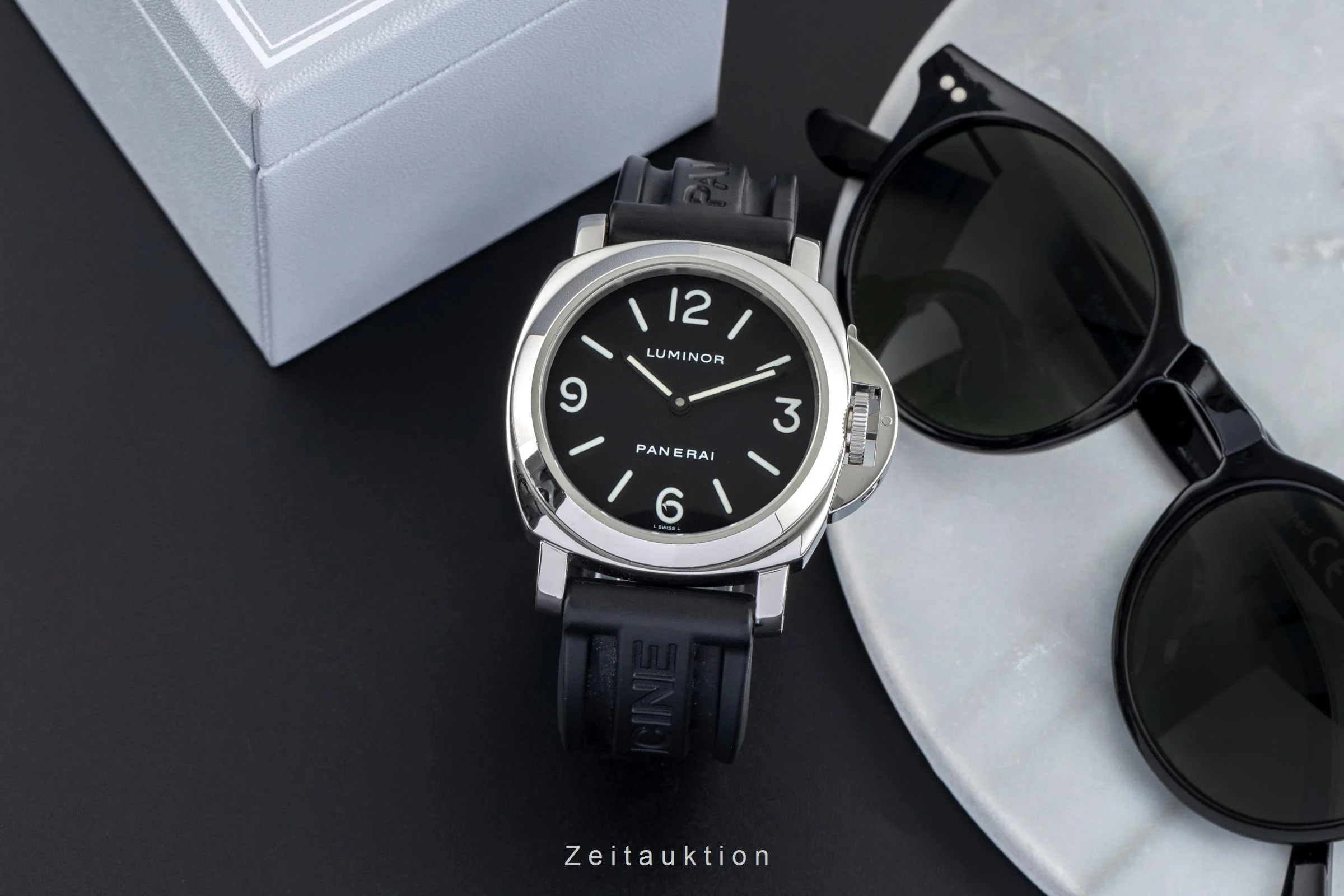 Panerai Luminor  steel manual winding men's watch PAM00112 LP: 5700EUR  [2503375] - Image 4