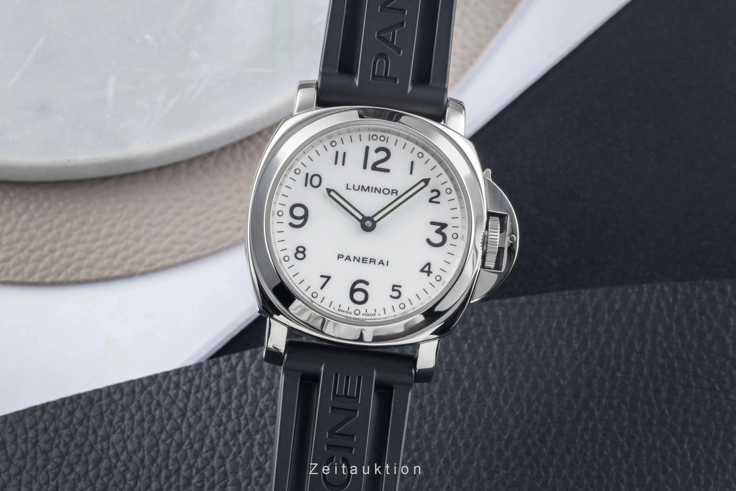 Panerai Luminor  steel manual winding men's watch PAM00114 LP: 5700EUR  [2500949] - Image 2