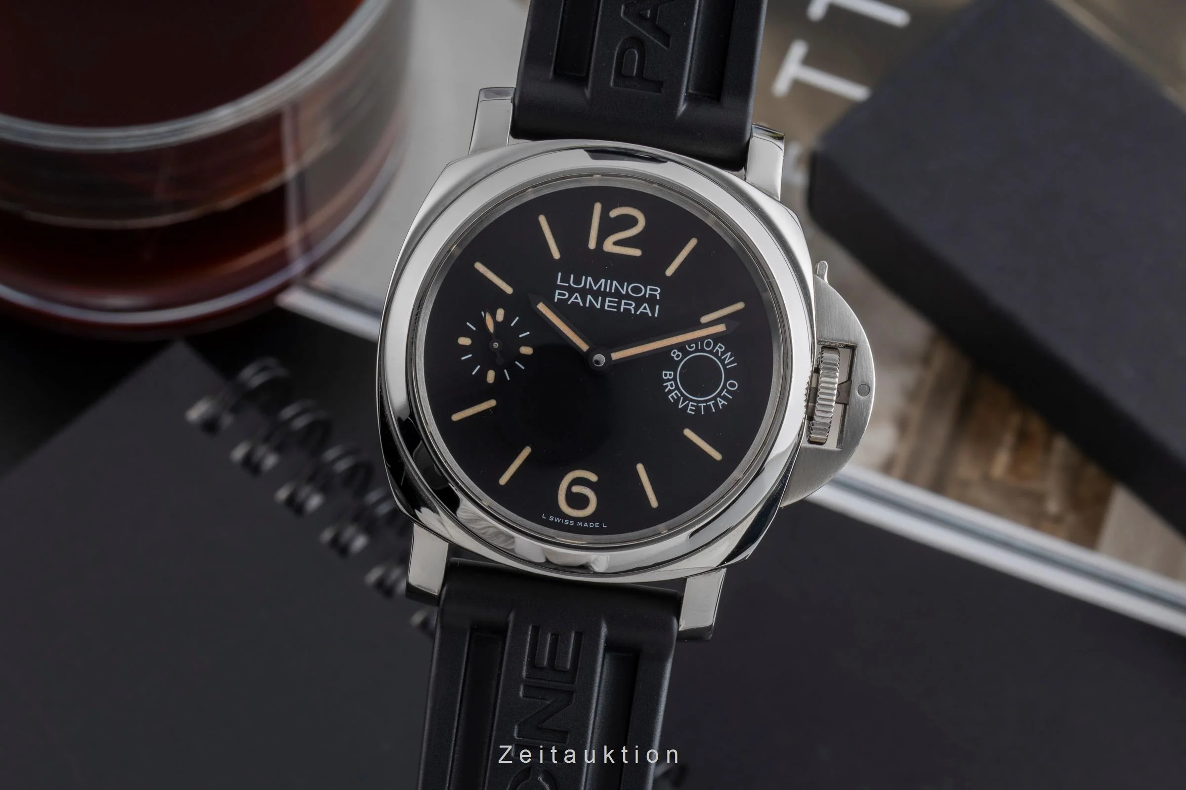 Panerai Luminor  steel manual winding men's watch PAM00590  [2502287] - Image 2