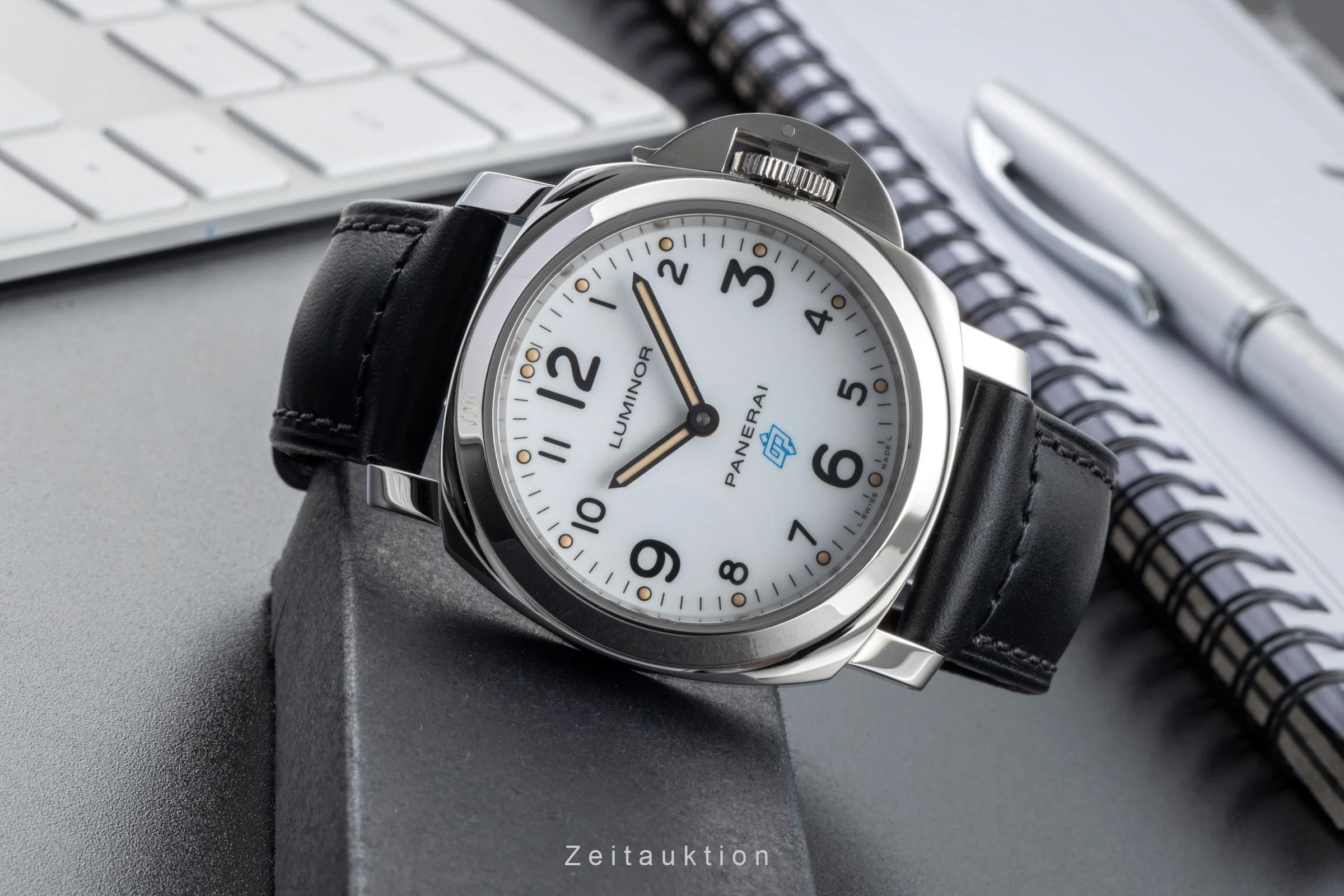 Panerai Luminor  steel manual winding men's watch PAM00630  [2505634] - Image 3