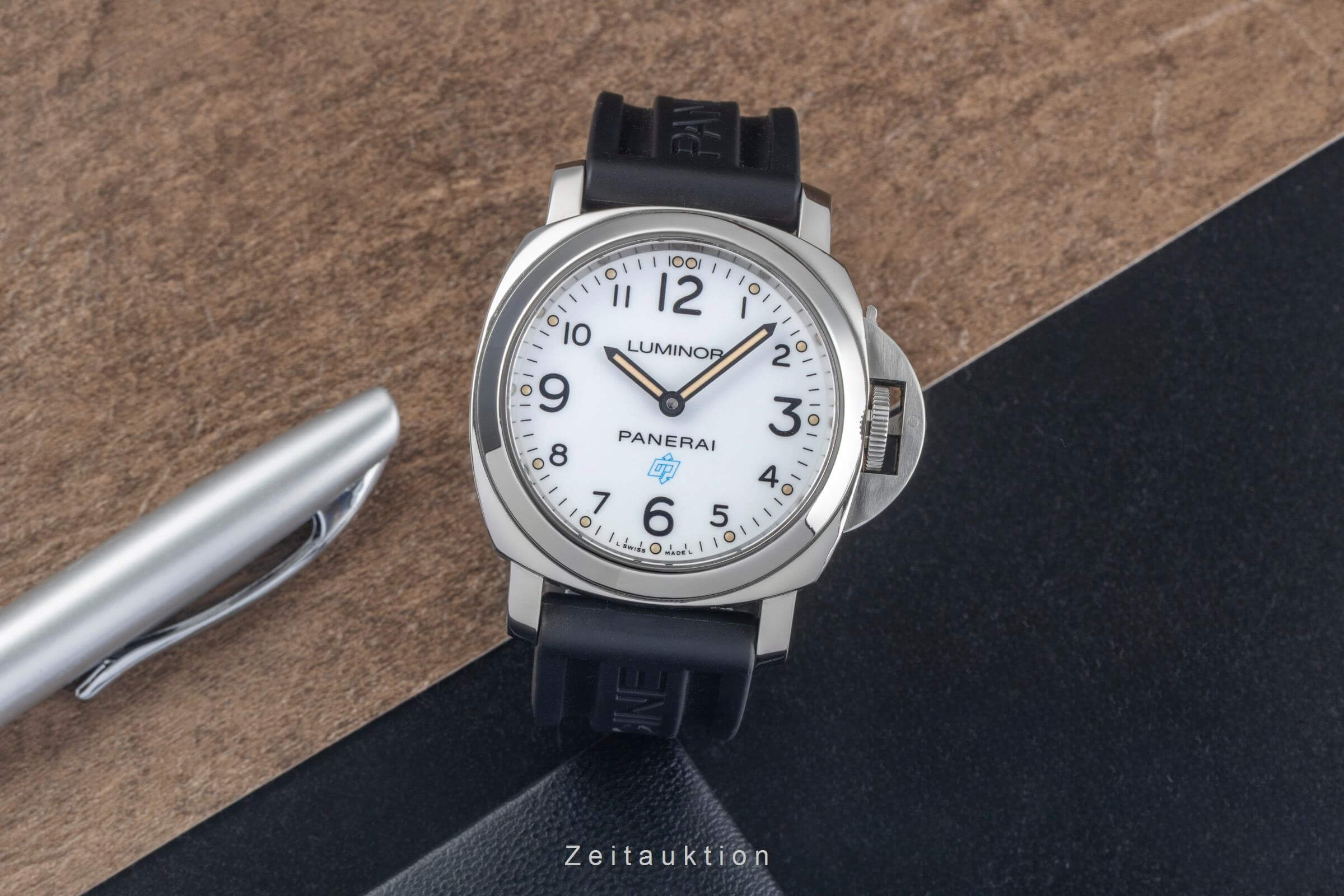 Panerai Luminor  steel manual winding men's watch PAM00775 LP: 5700EUR  [2500994] - Image 4