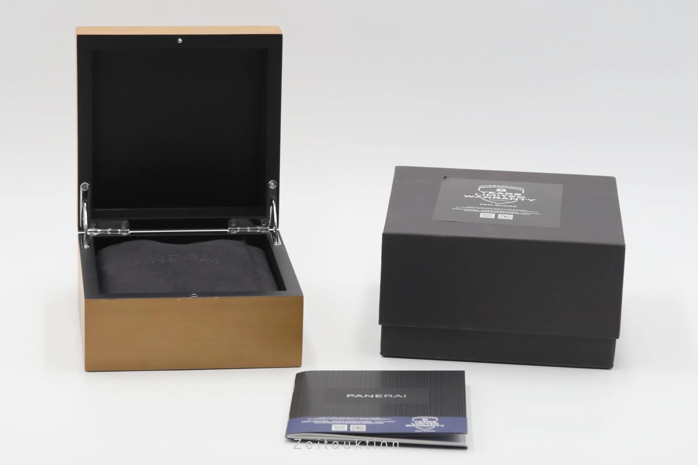 Panerai Luminor  steel manual winding men's watch PAM00914  [2502388] - Image 9