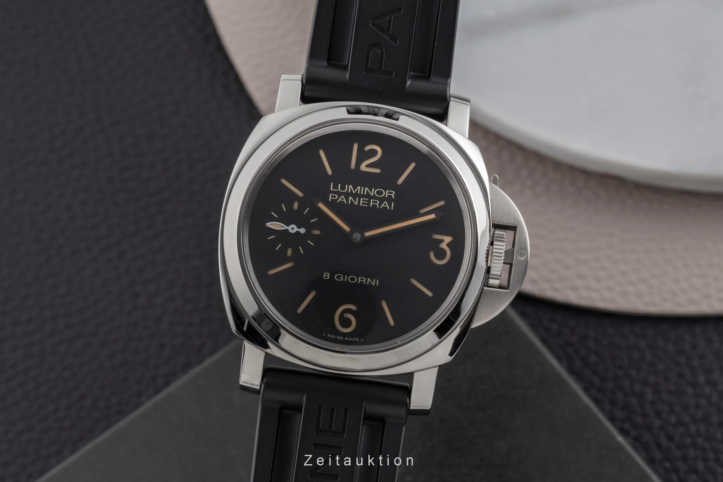 Panerai Luminor  steel manual winding men's watch PAM00915  [2501991] - Image 2