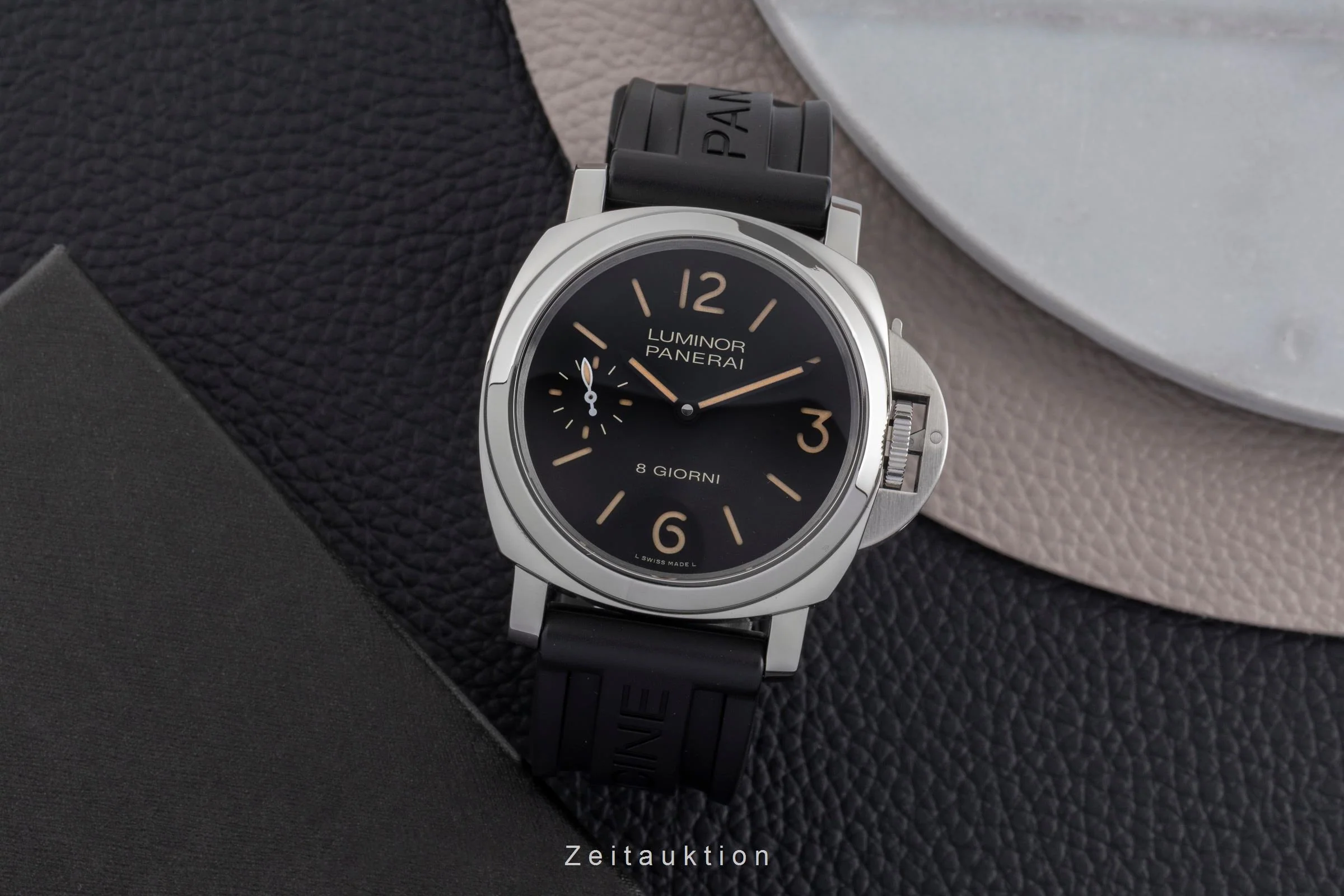 Panerai Luminor  steel manual winding men's watch PAM00915  [2501991] - Image 4