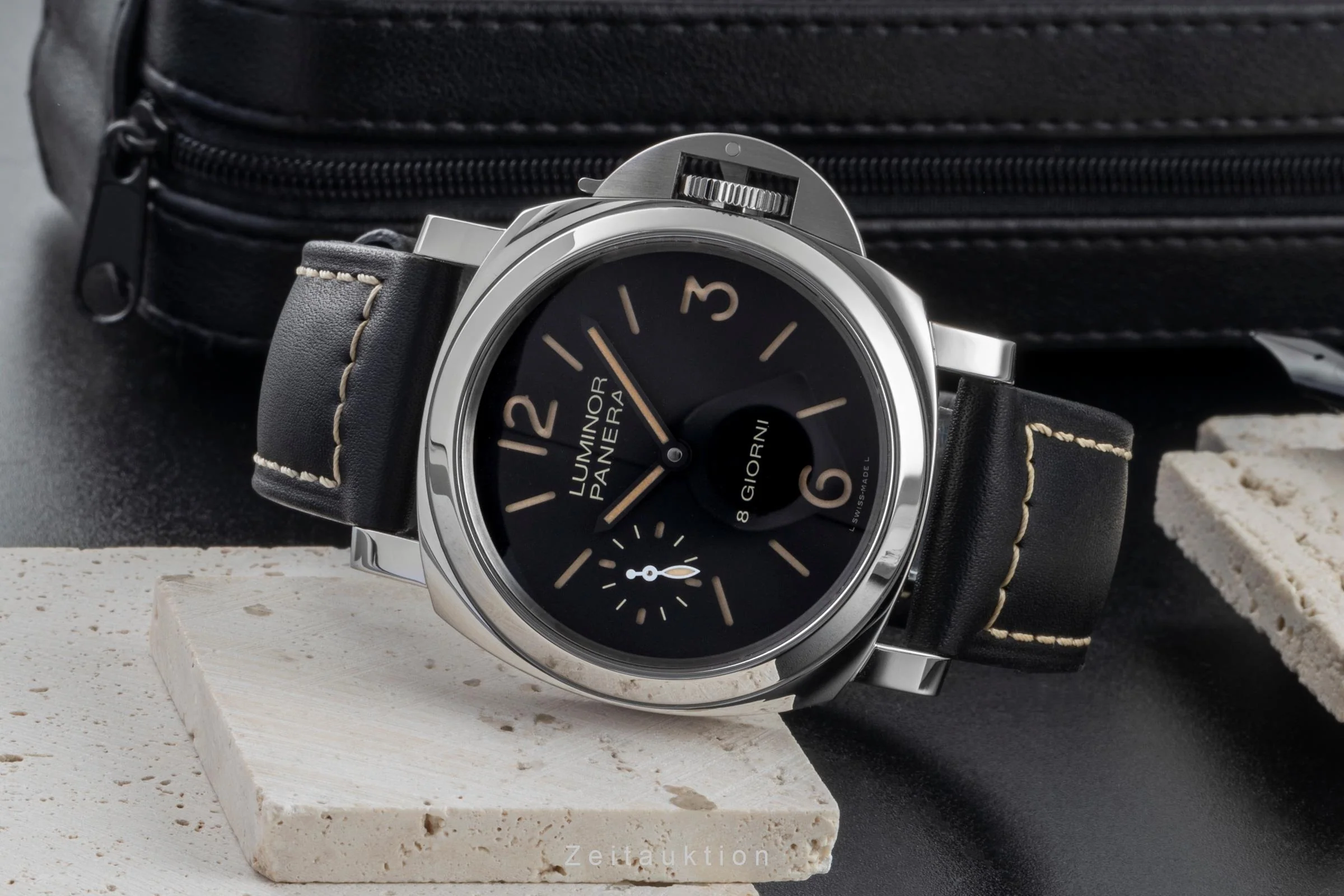 Panerai Luminor  steel manual winding men's watch PAM00915  [2507253] - Image 3