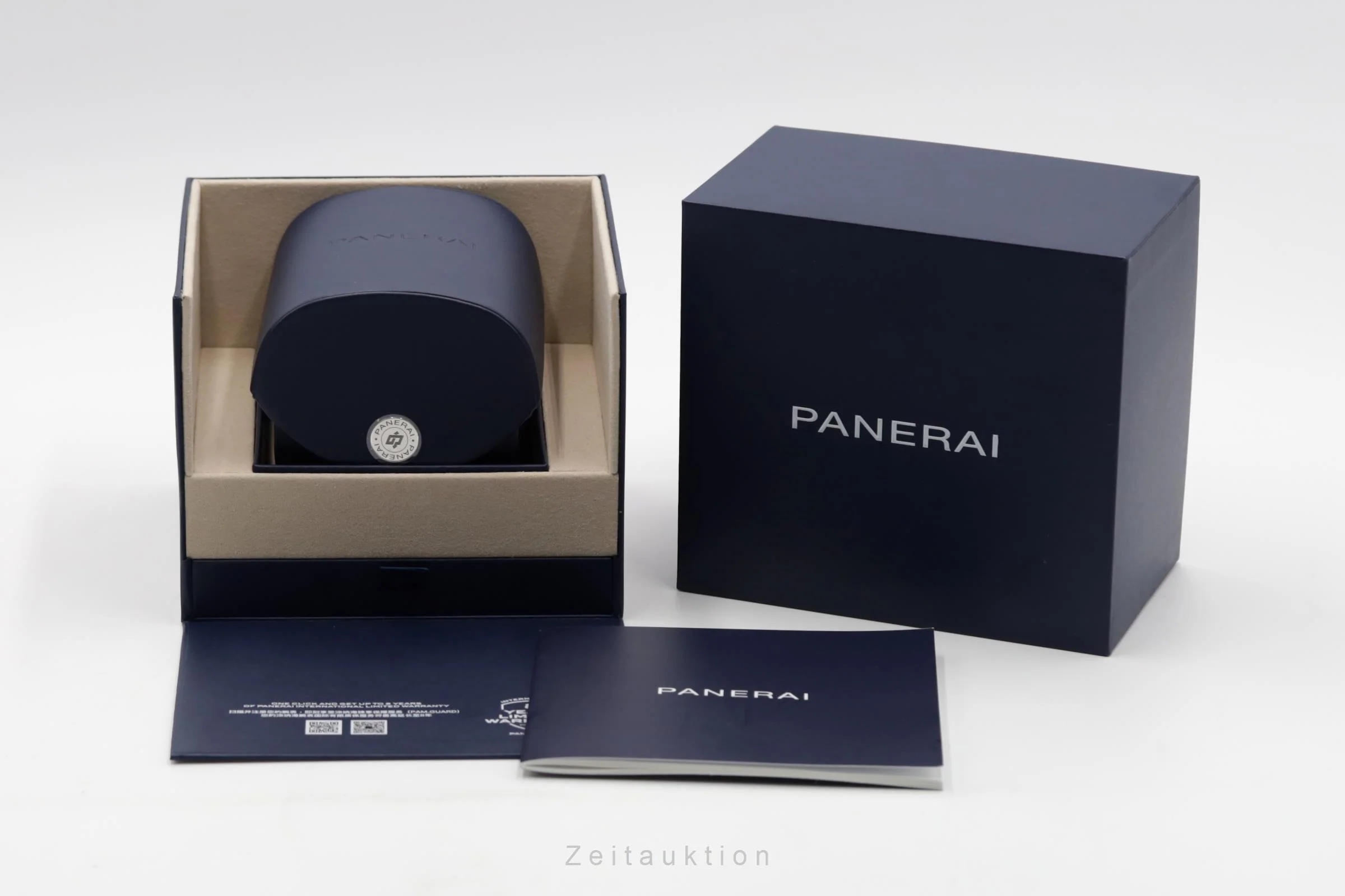Panerai Luminor  steel manual winding men's watch PAM00915  [2507253] - Image 9