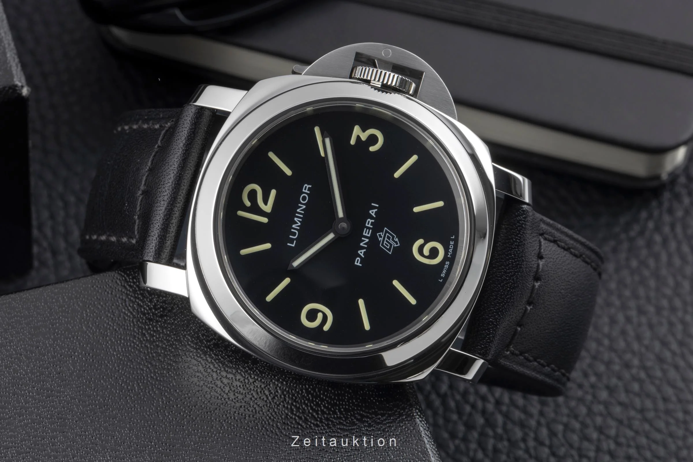 Panerai Luminor  steel manual winding men's watch PAM01000 LP: 5700EUR  [2507078] - Image 3