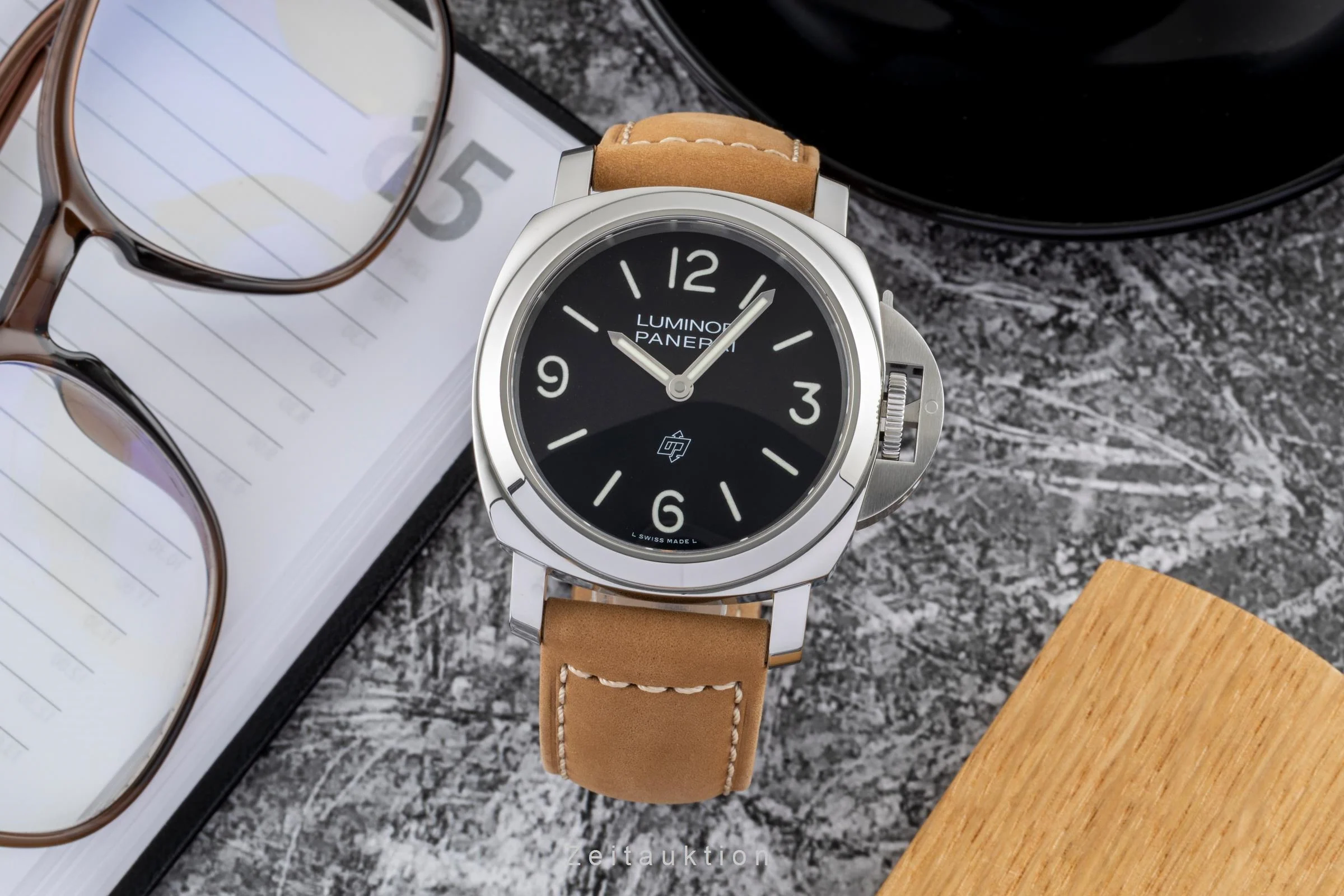 Panerai Luminor  steel manual winding men's watch PAM01086  [2601154] - Image 4