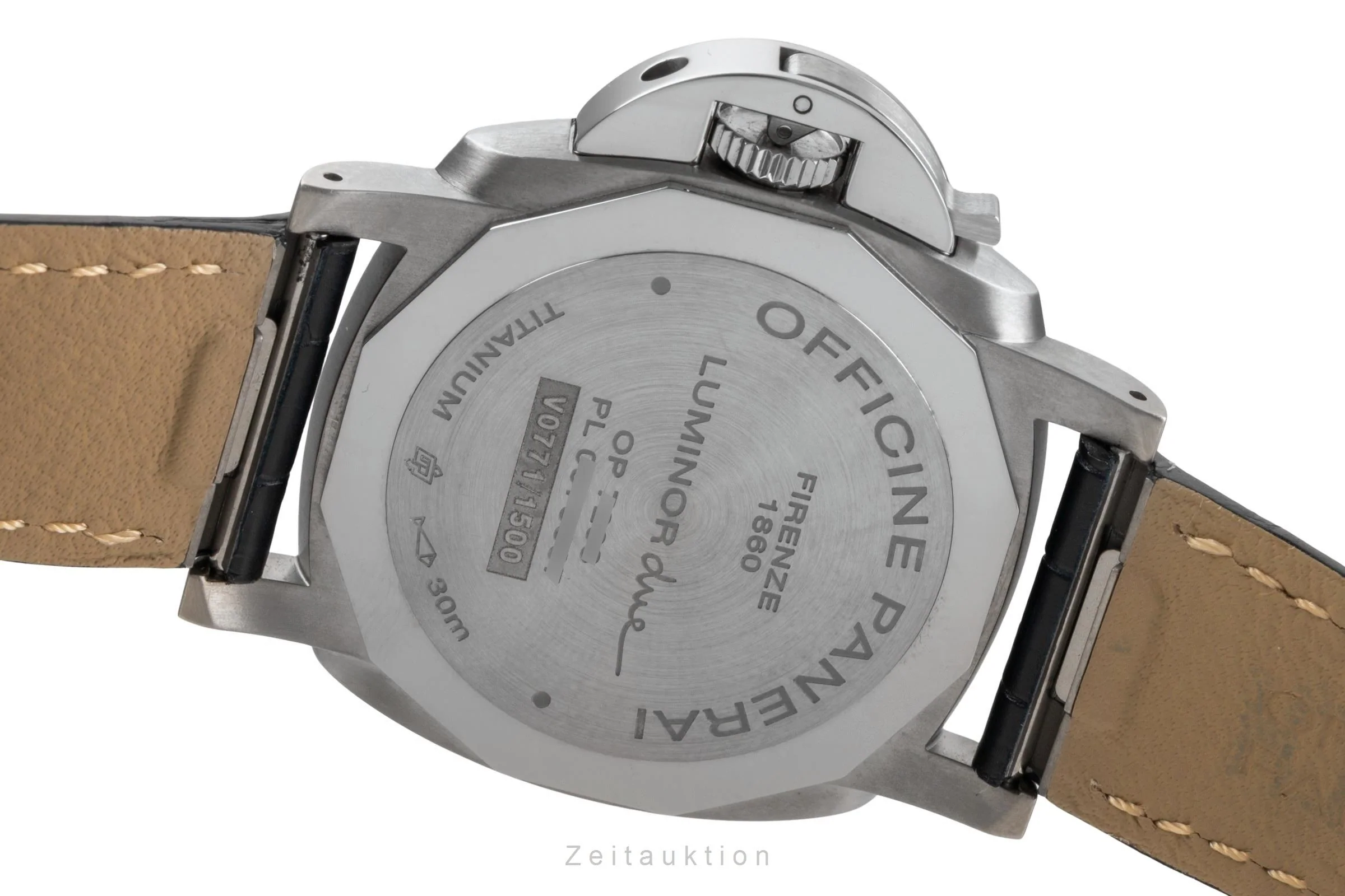Panerai Luminor  titanium automatic men's watch PAM00926  [2503072] - Image 12