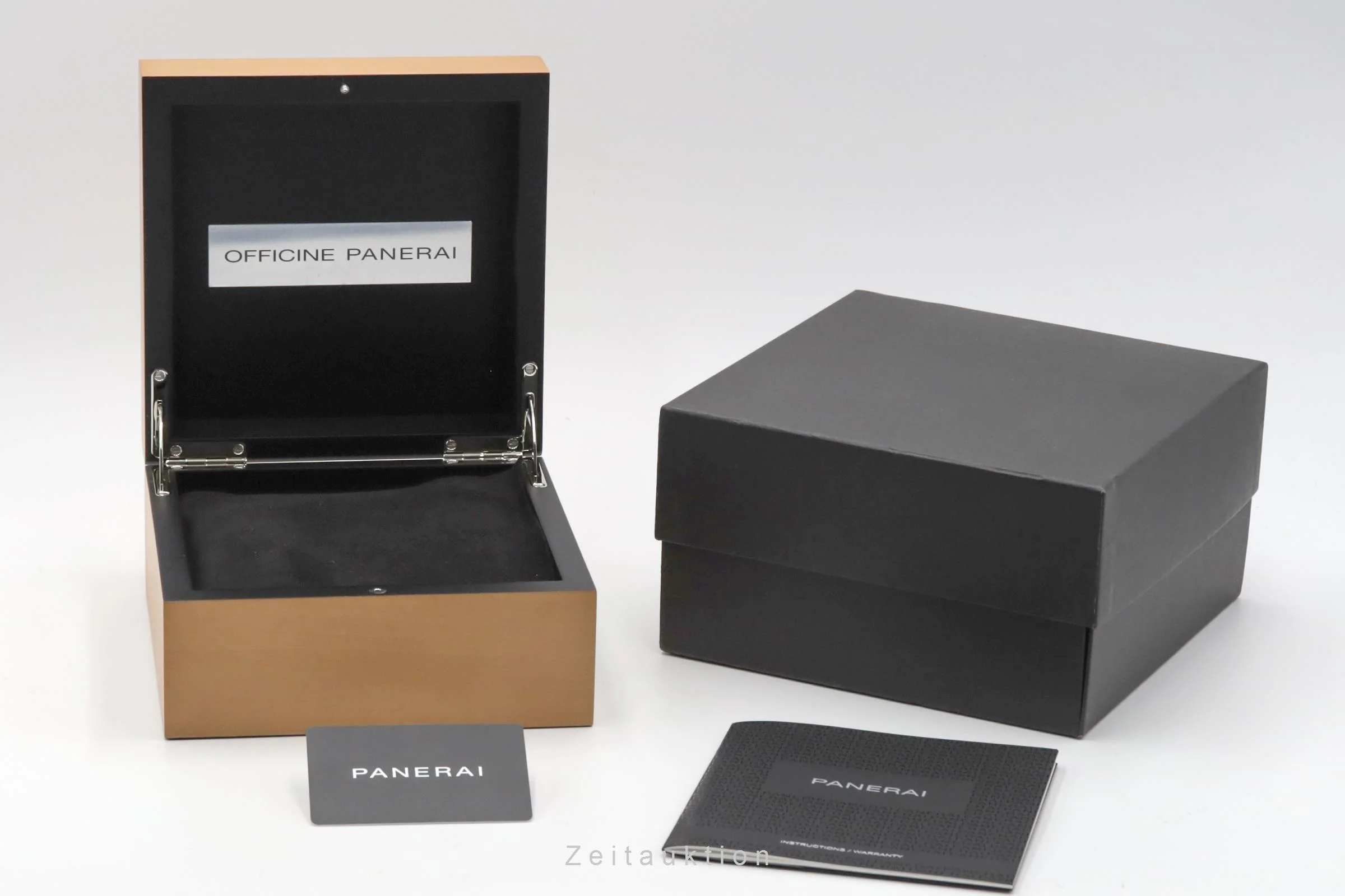 Panerai Luminor  titanium automatic men's watch PAM00927 LP: 7400EUR  [2401641] - Image 8