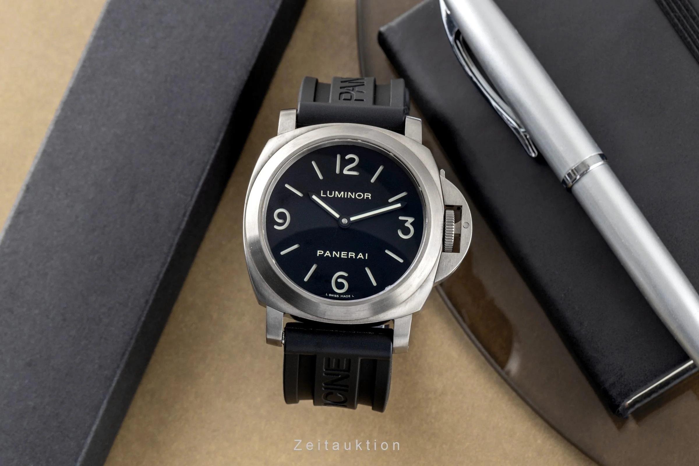 Panerai Luminor  titanium manual winding men's watch PAM00176  [2502322] - Image 4