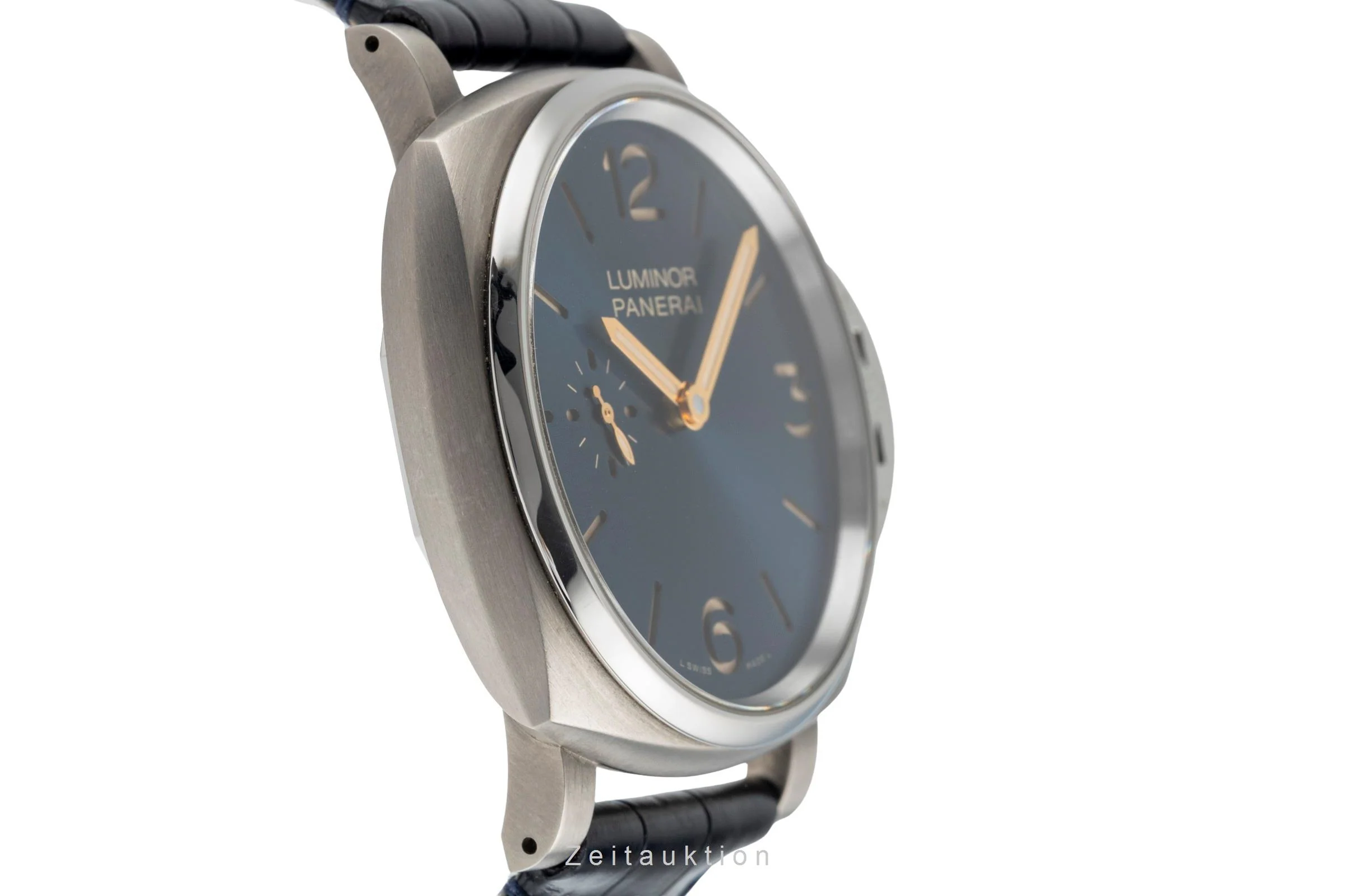 Panerai Luminor  titanium manual winding men's watch PAM00728  [2504729] - Image 8
