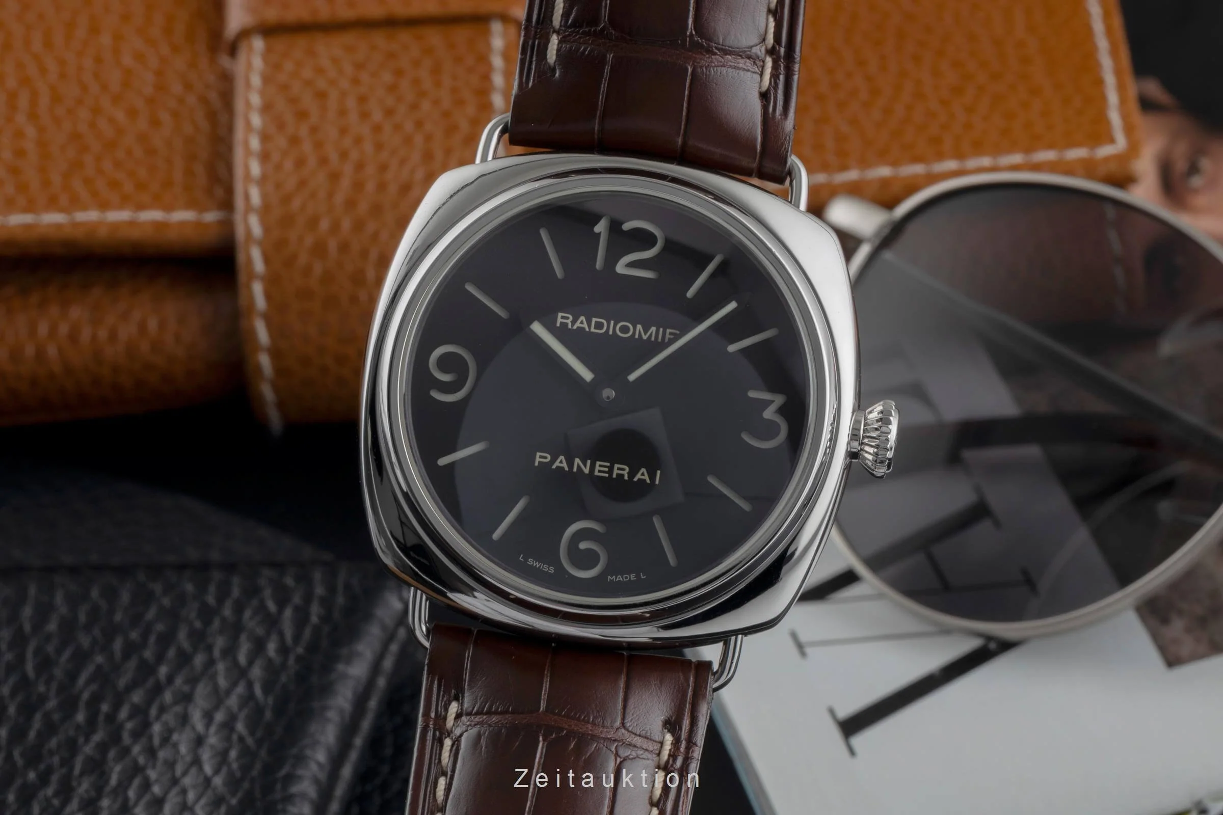 Panerai Radiomir steel manual winding men's watch PAM00210	  [2502407] - Image 2