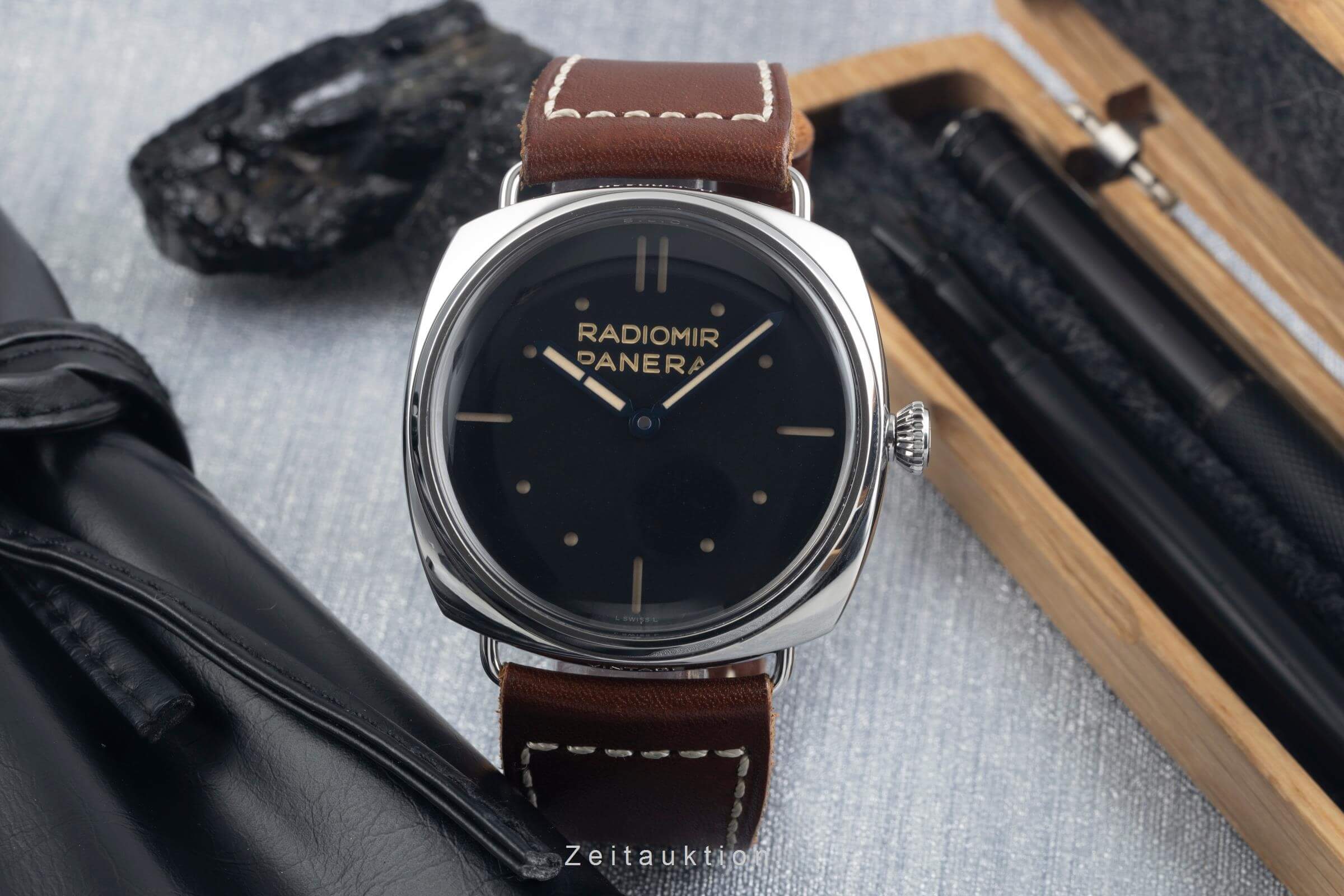Panerai Radiomir steel manual winding men's watch PAM00449 LP: 7200EUR  [2500987] - Image 4