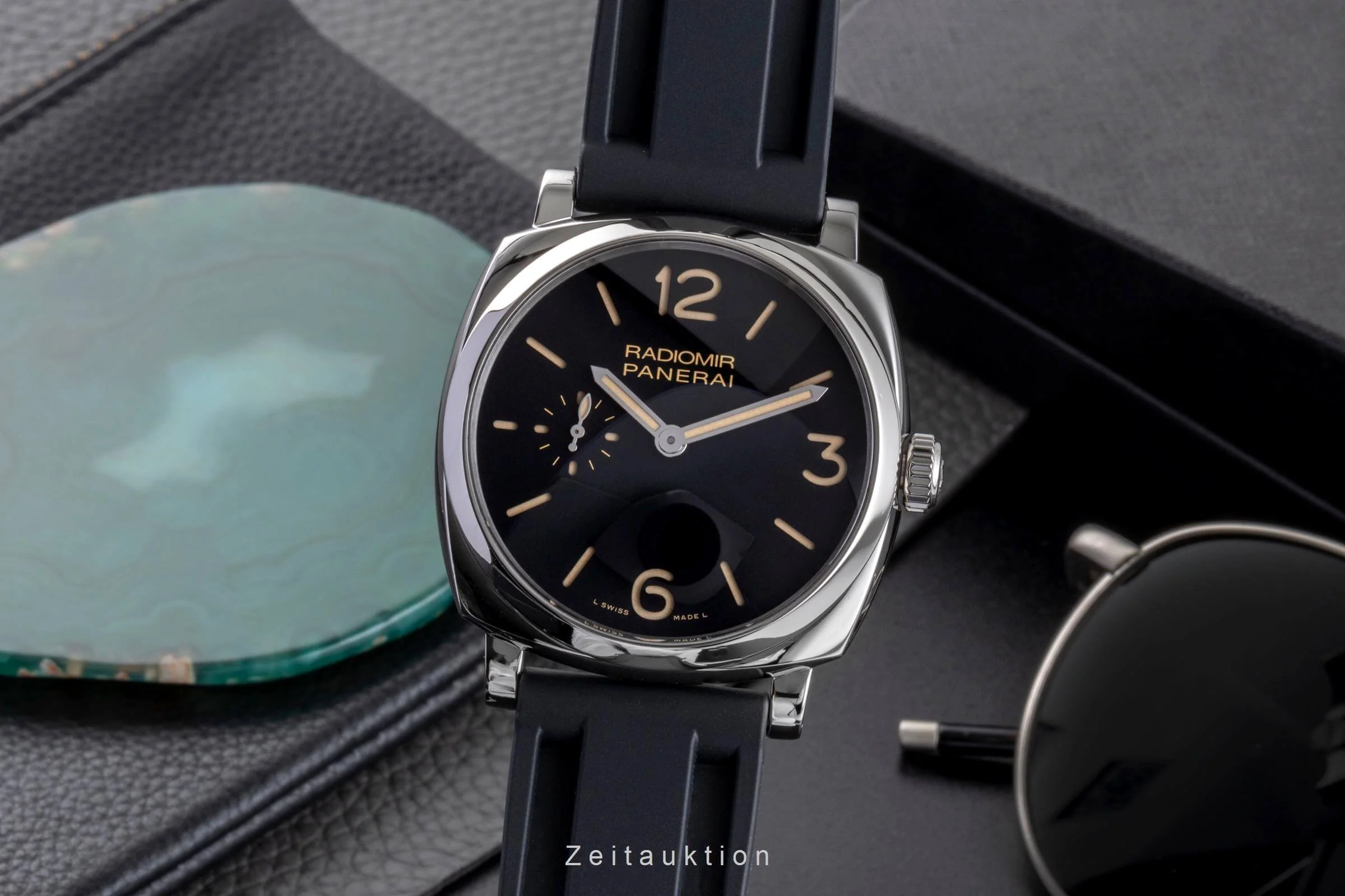 Panerai Radiomir steel manual winding men's watch PAM00512  [2500701] - Image 2