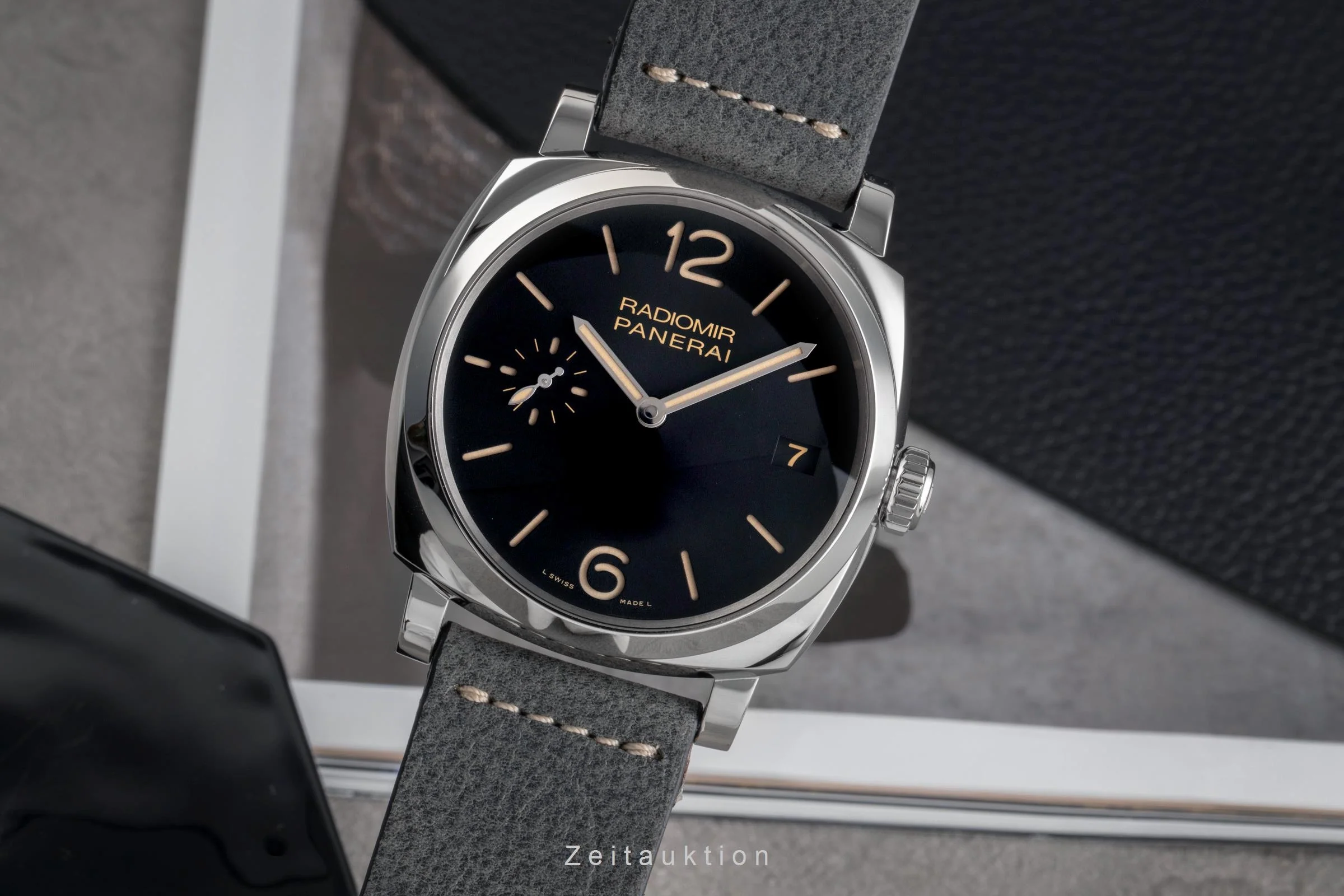 Panerai Radiomir steel manual winding men's watch PAM00514 LP: 7200EUR  [2503115] - Image 2