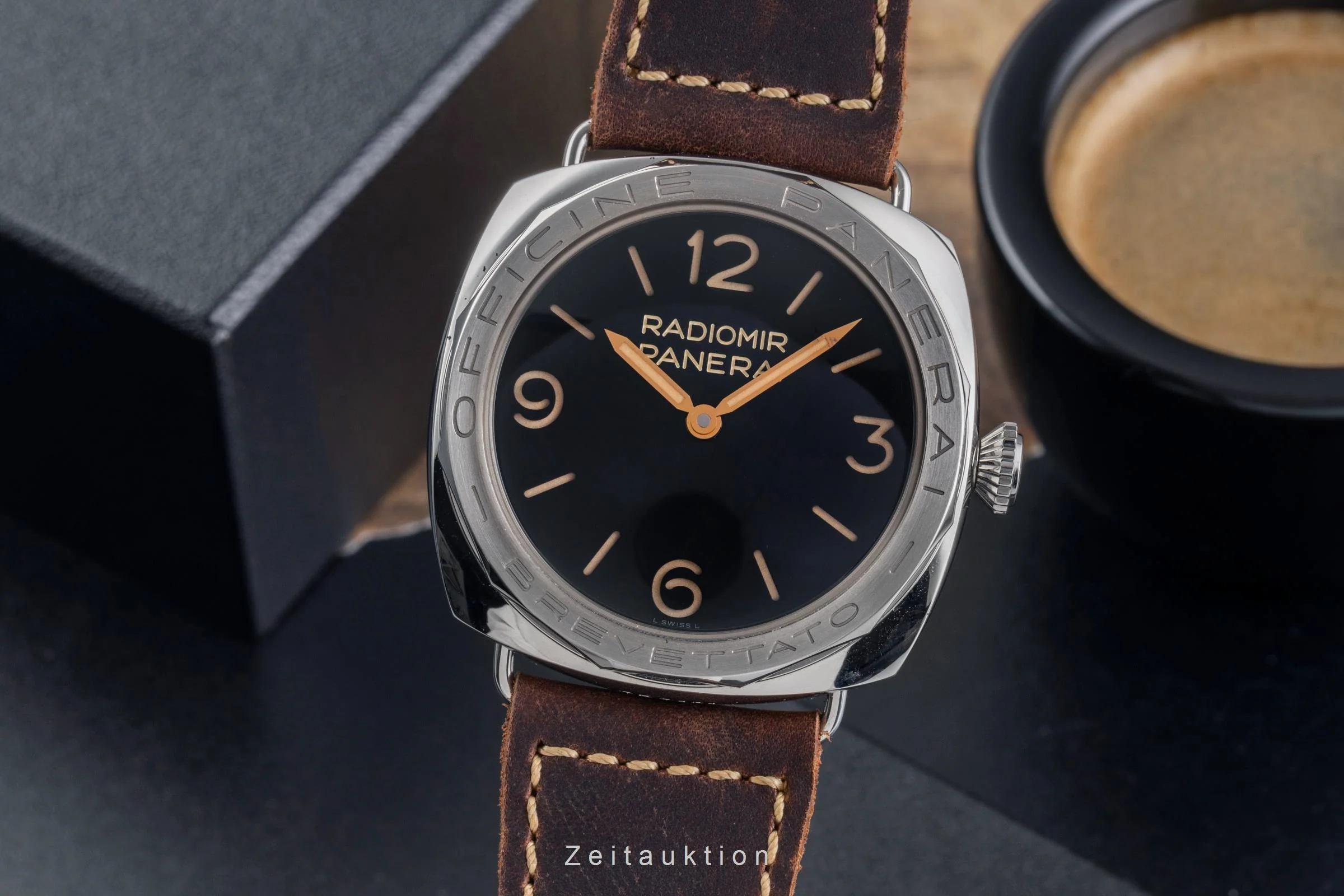 Panerai Radiomir steel manual winding men's watch PAM00685  [2504546] - Image 2