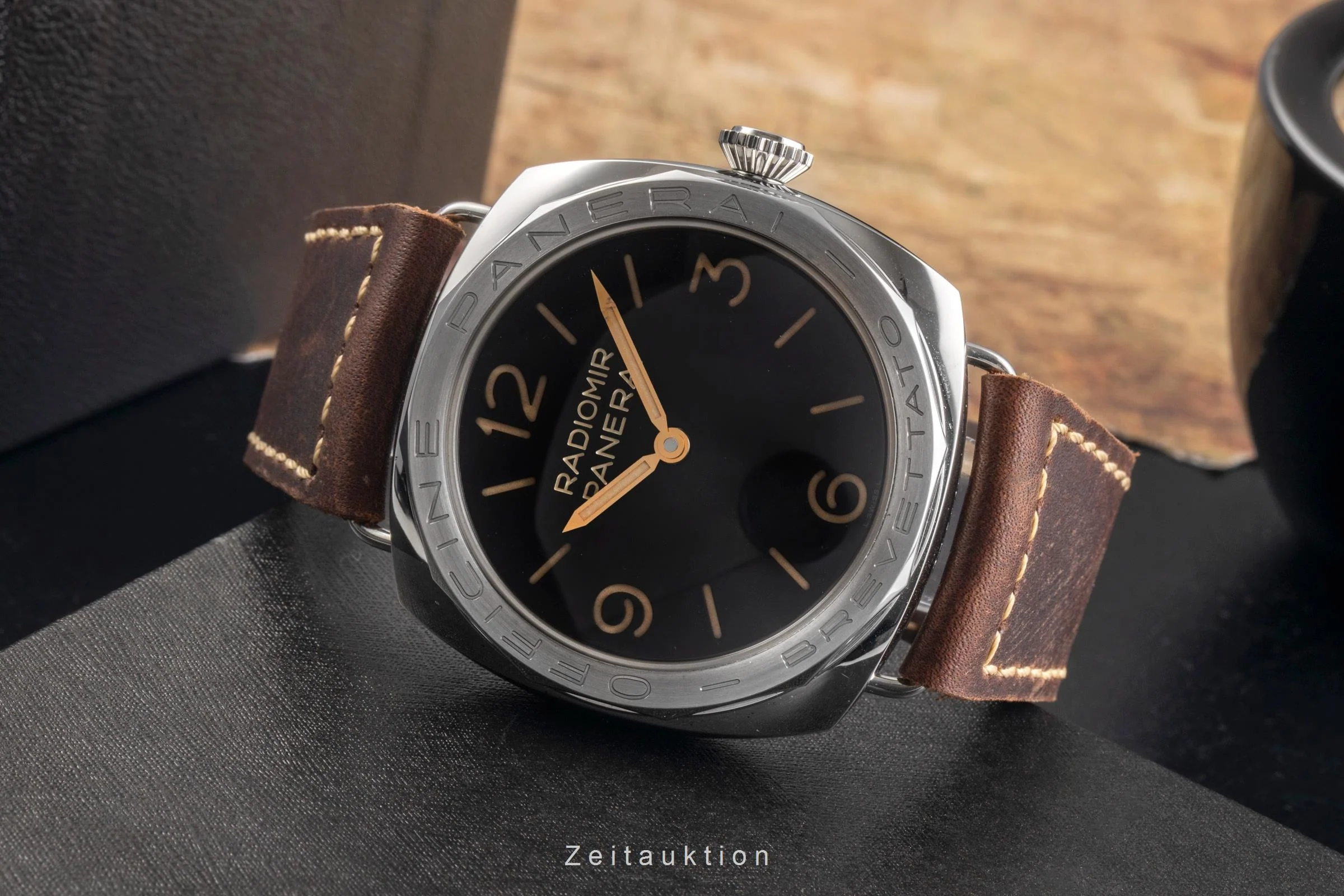 Panerai Radiomir steel manual winding men's watch PAM00685  [2504546] - Image 3