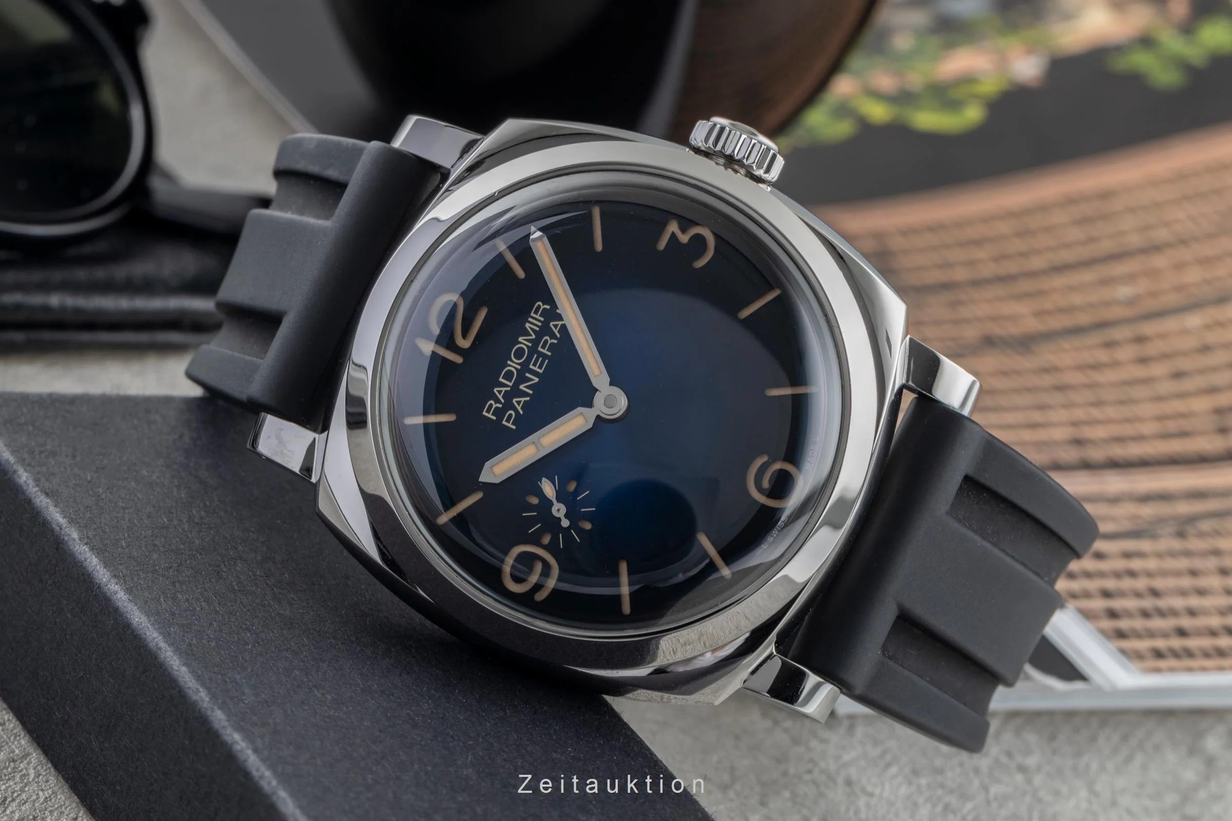 Panerai Radiomir steel manual winding men's watch PAM00932  [2504999] - Image 3
