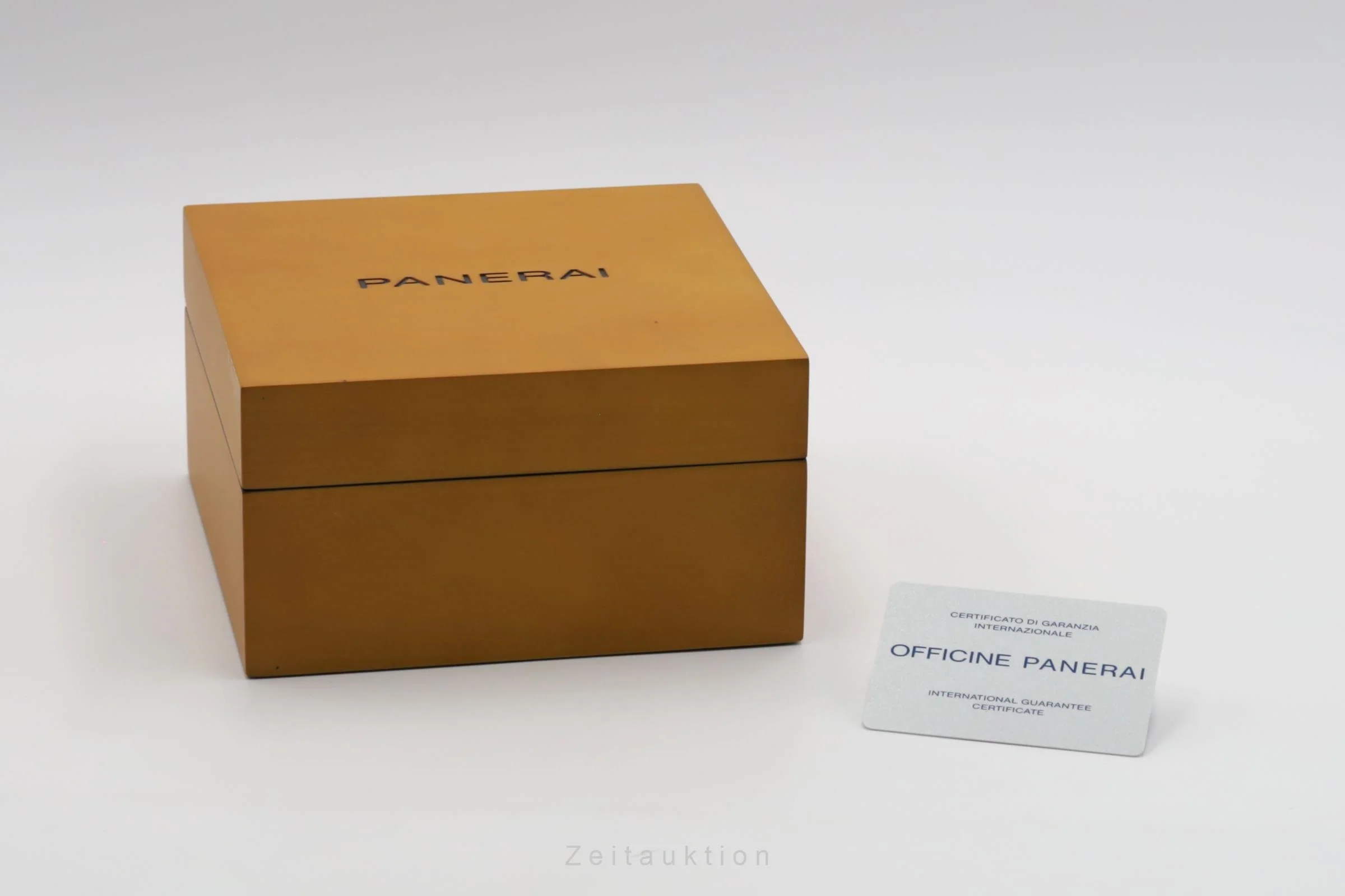 Panerai Radiomir titanium automatic men's watch PAM00619  [2600562] - Image 8
