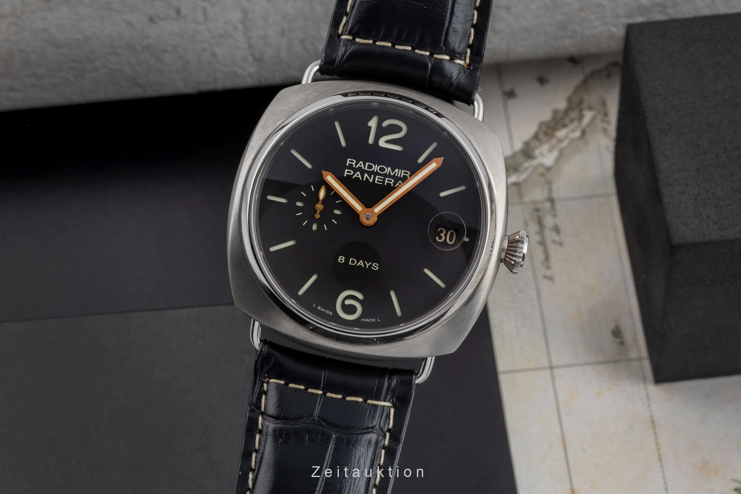 Panerai Radiomir titanium manual winding men's watch PAM00346 LP: 9900EUR Limited  [2506691] - Image 2