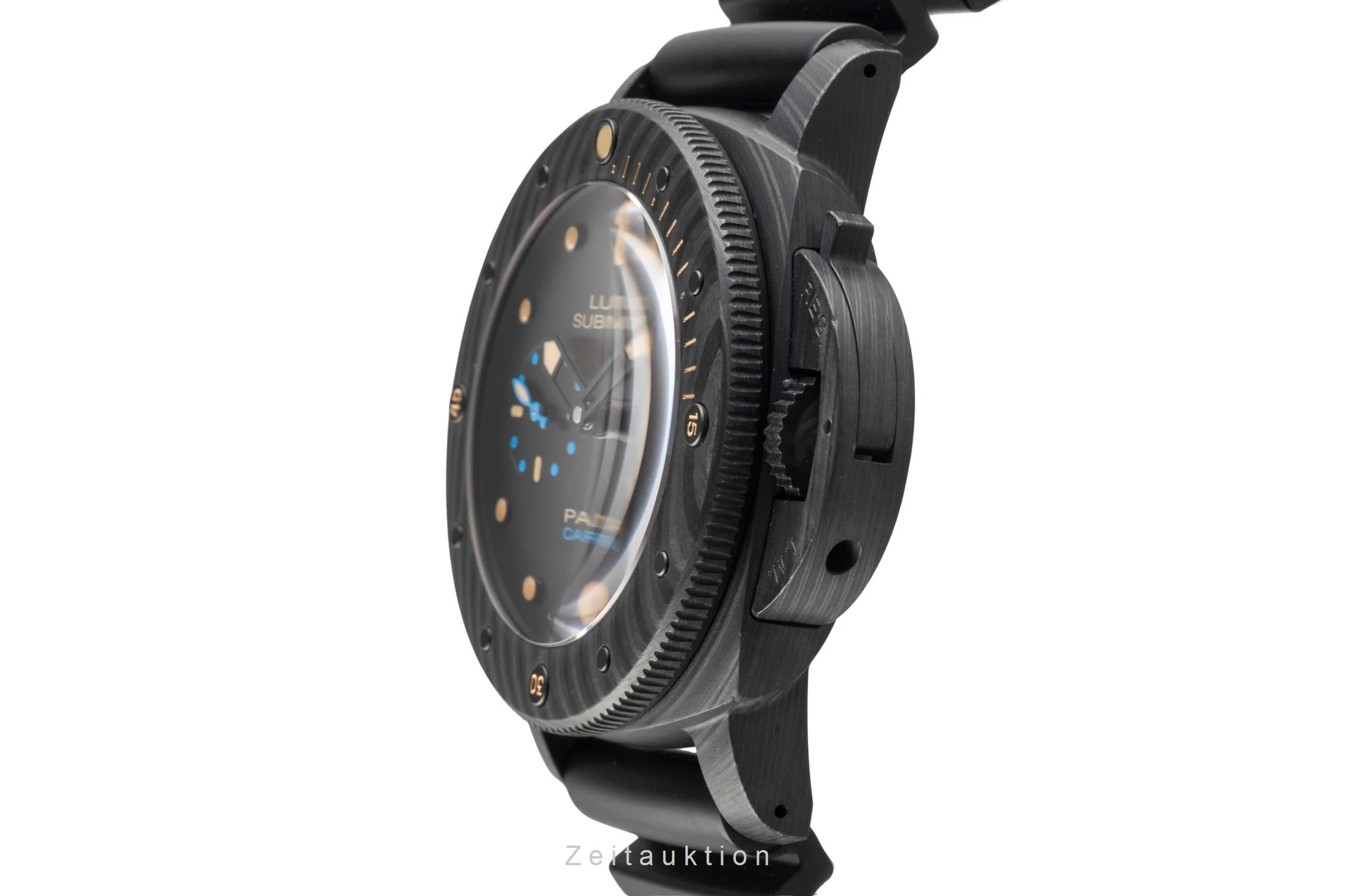 Panerai Submersible carbon automatic men's watch PAM00616  [2502885] - Image 7