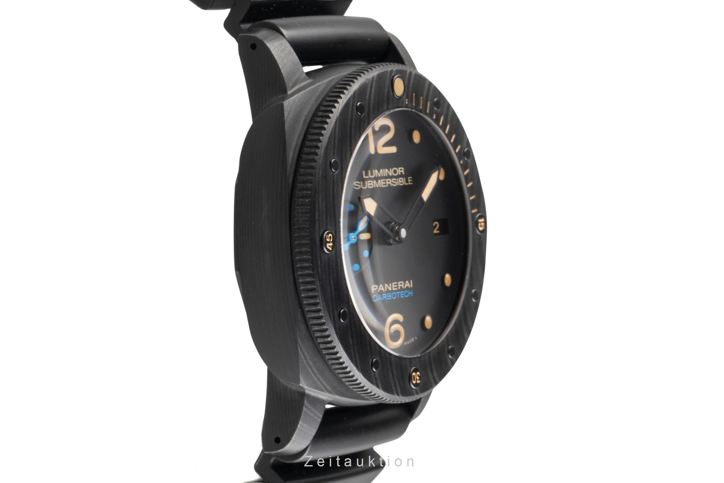 Panerai Submersible carbon automatic men's watch PAM00616  [2502885] - Image 8